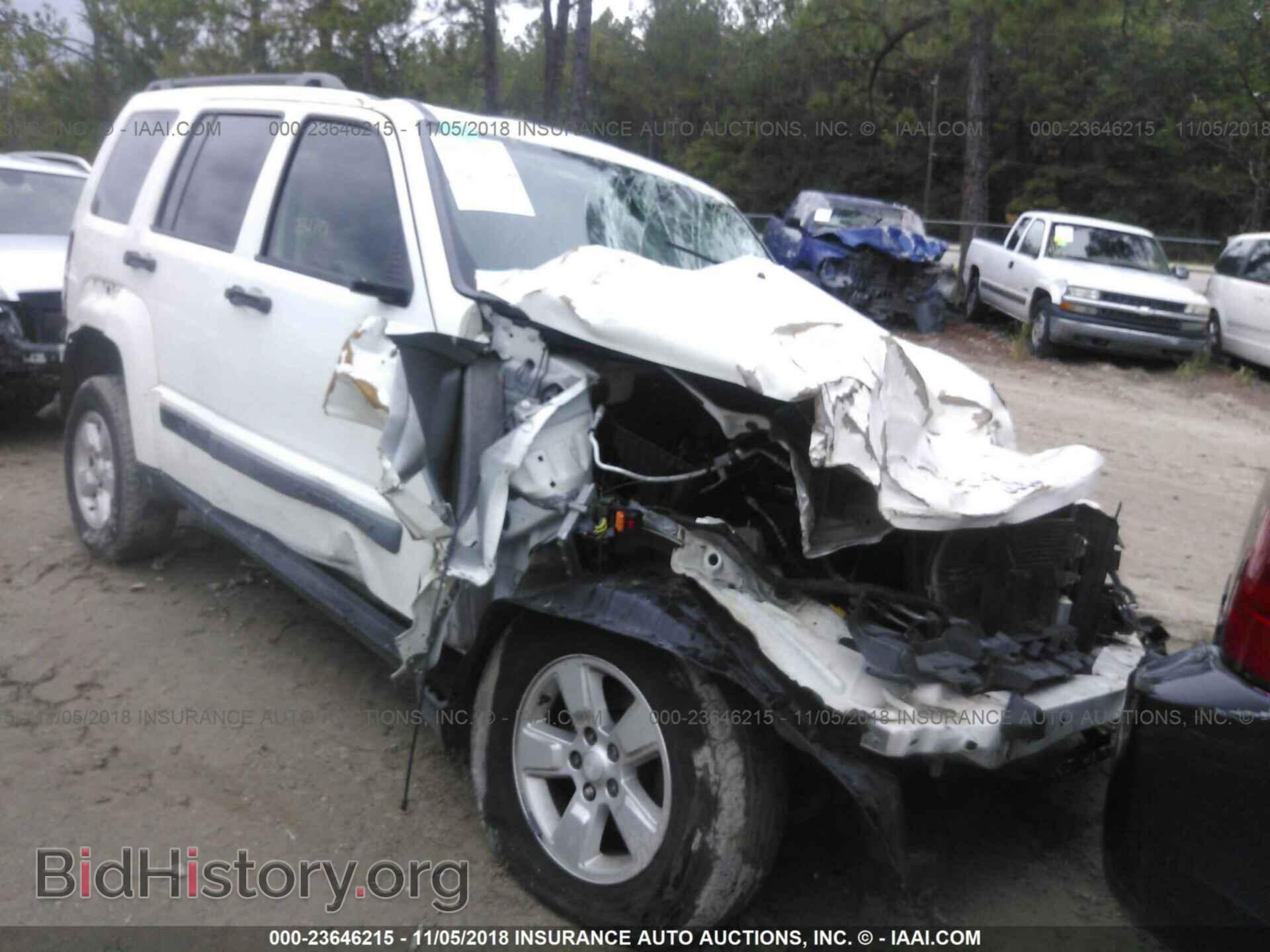 Photo 1J8GN28K89W543214 - JEEP LIBERTY 2009
