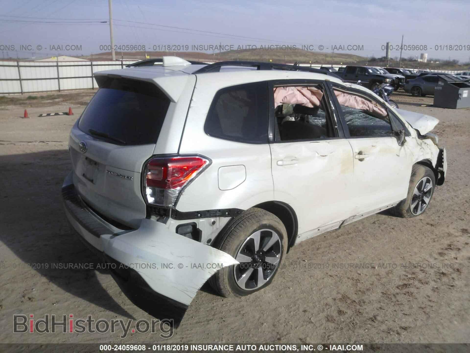 2018 SUBARU FORESTER - VIN: JF2SJAEC0JH459600 - Photo 4