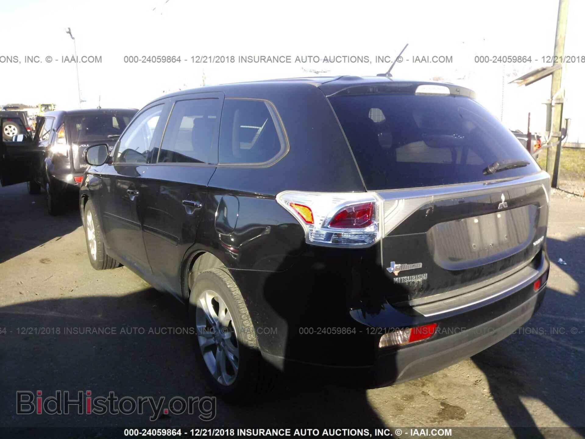 2014 MITSUBISHI OUTLANDER - VIN: JA4AD3A33EZ007458 - Фото 3