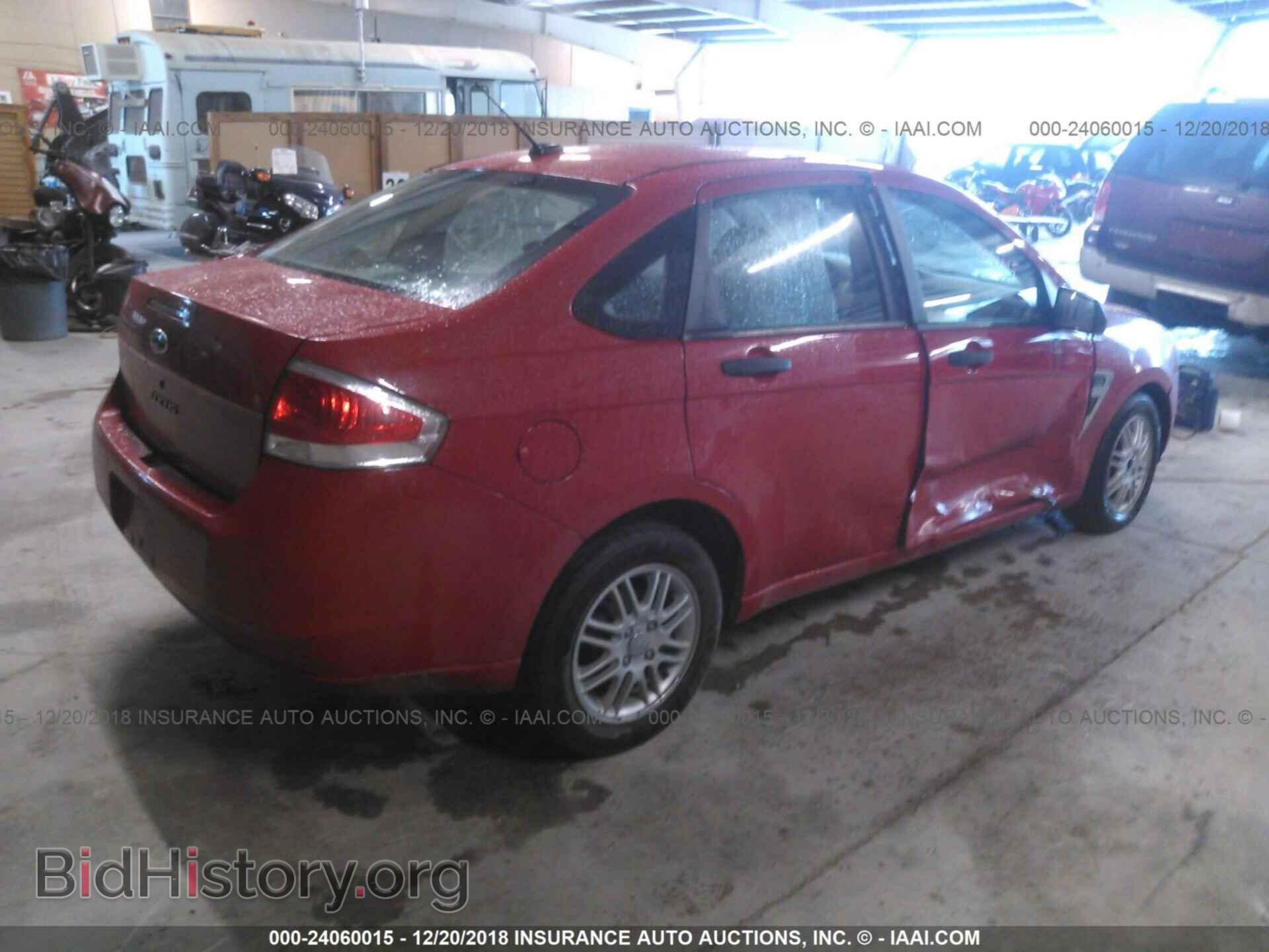 2008 FORD FOCUS - VIN: 1FAHP35NX8W235699 - Фото 4