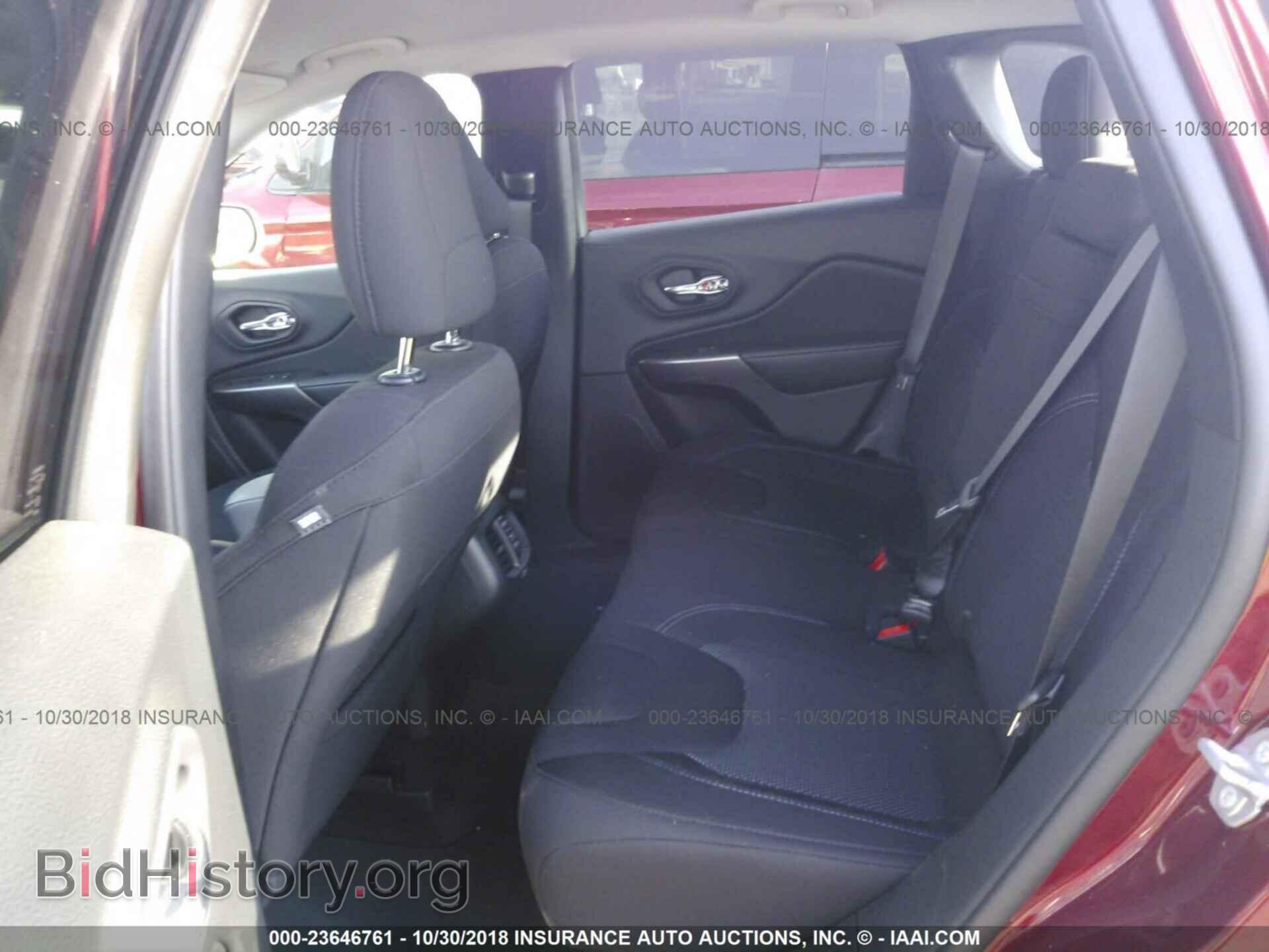 2019 JEEP CHEROKEE - VIN: 1C4PJLCB6KD262367 - Фото 8