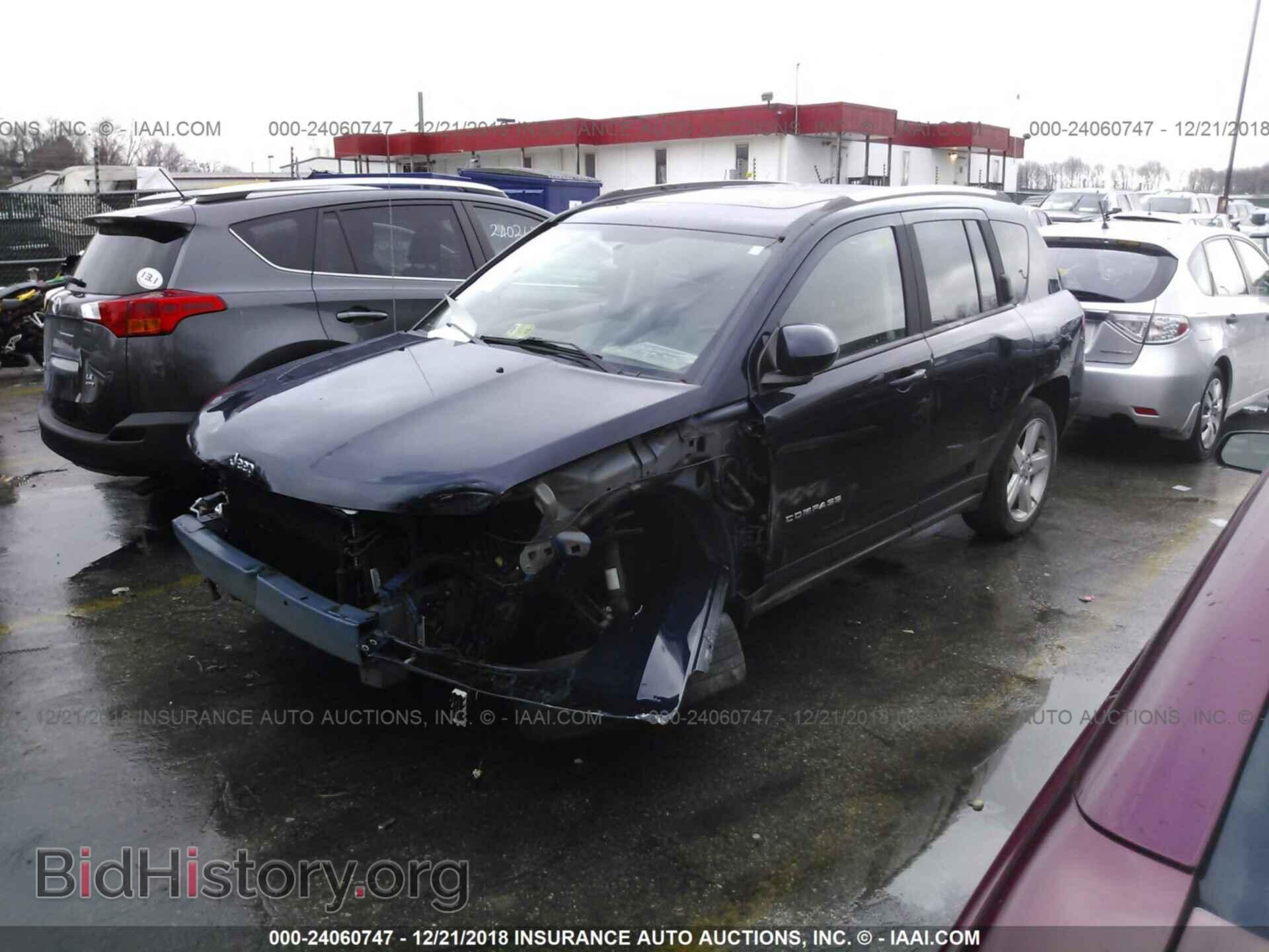 2014 JEEP COMPASS - VIN: 1C4NJCEA9ED786323 - Photo 2