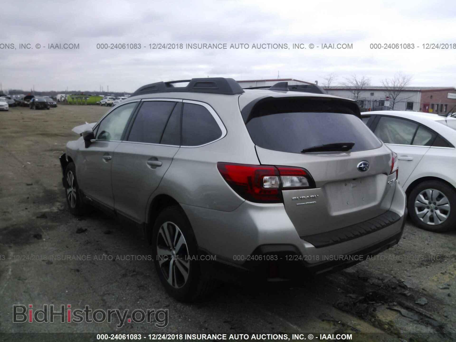 2018 SUBARU OUTBACK - VIN: 4S4BSENC8J3270446 - Фото 3