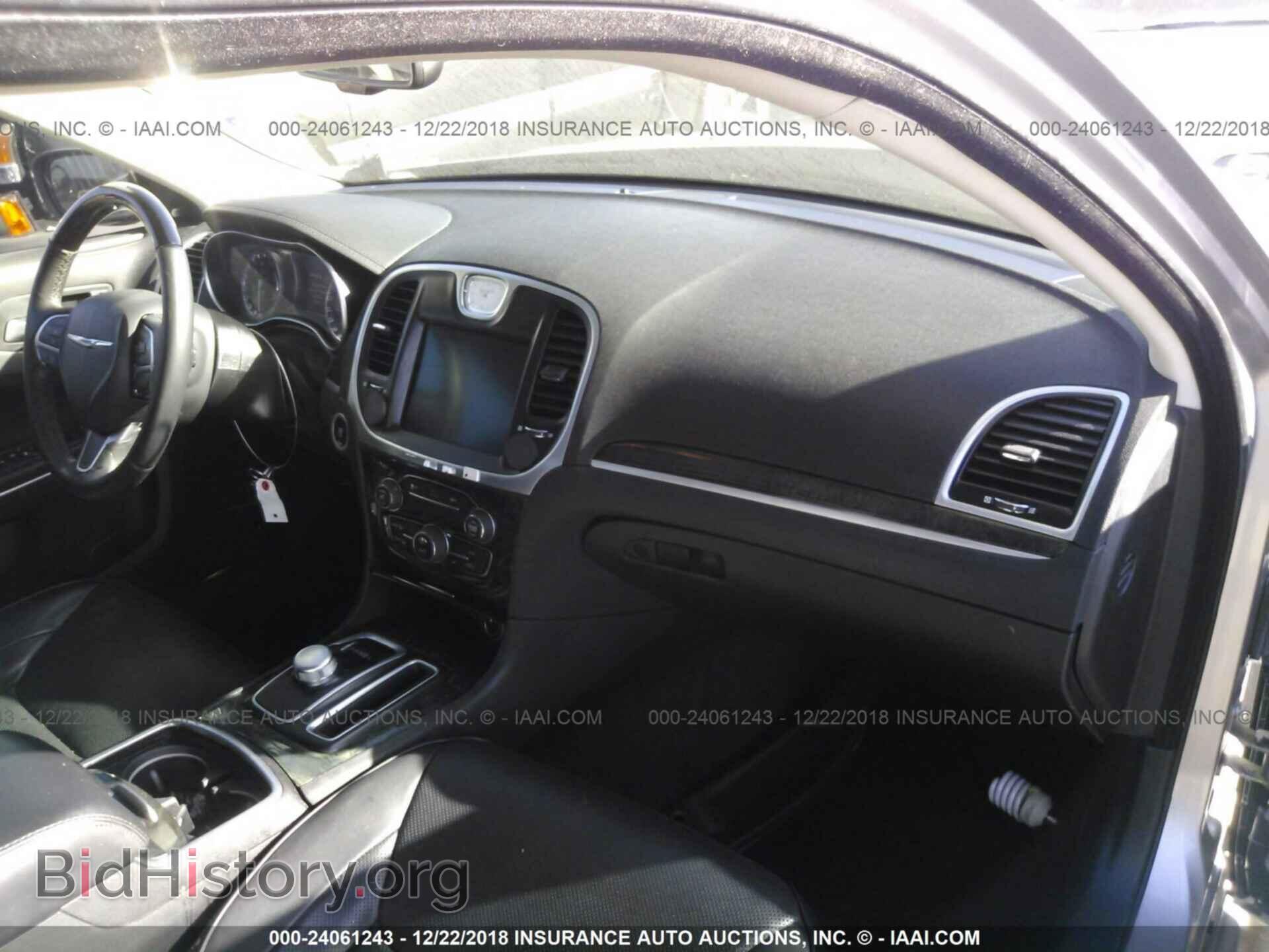 2016 CHRYSLER 300C - VIN: 2C3CCAEGXGH105736 - Фото 5