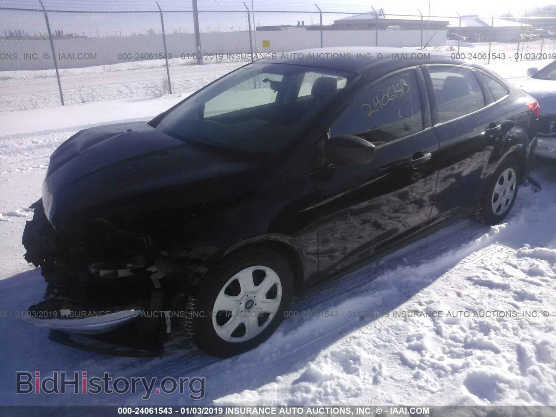 2017 FORD FOCUS - VIN: 1FADP3E24HL252889 - Photo 2