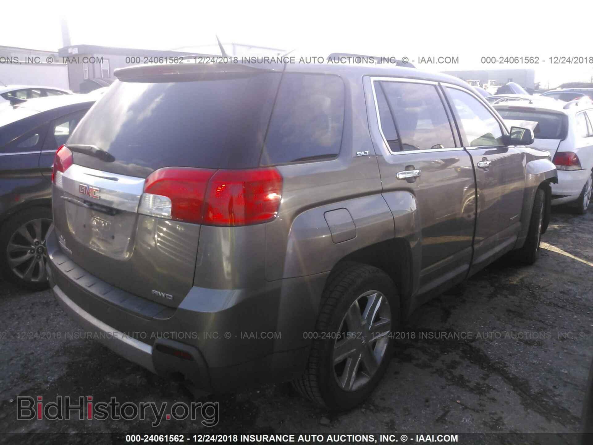 2011 GMC TERRAIN - VIN: 2CTFLXE53B6399290 - Photo 4