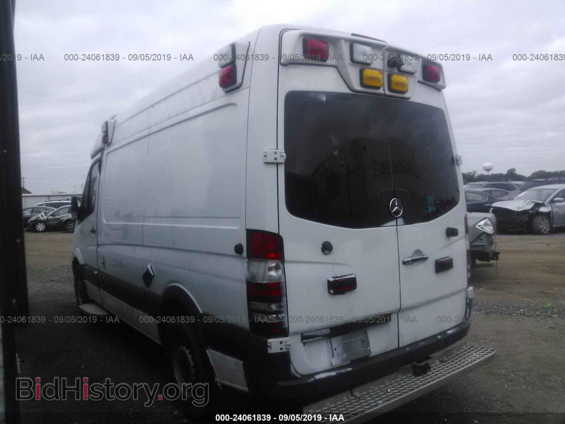 2014 MERCEDES BENZ SPRINTER - VIN: WD3PE7CC2E5911031 - Фото 3
