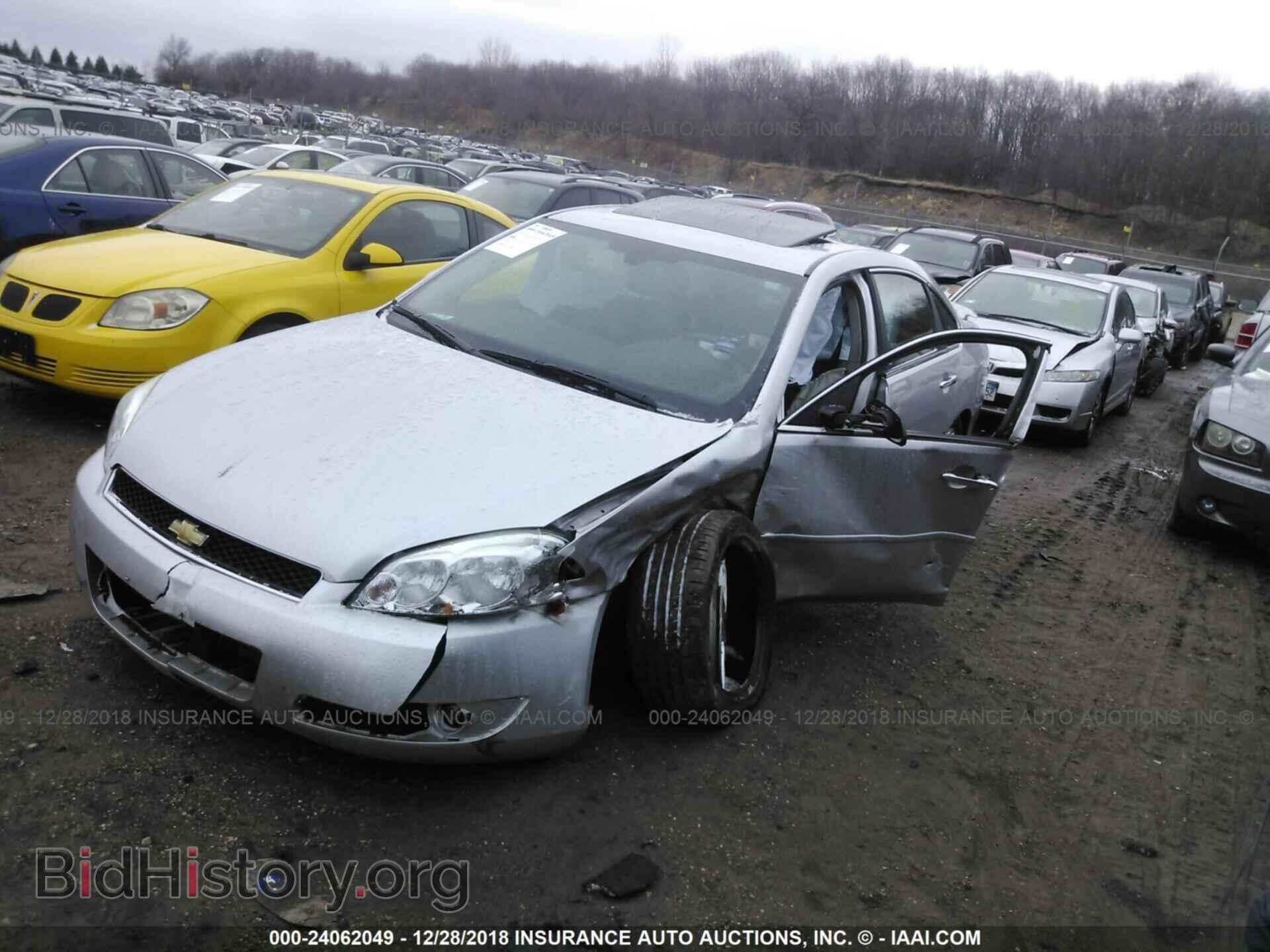 2013 CHEVROLET IMPALA - VIN: 2G1WC5E30D1267093 - Фото 2