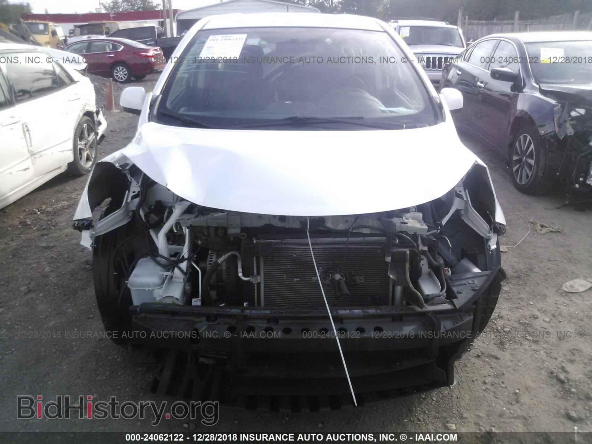 2014 NISSAN VERSA NOTE - VIN: 3N1CE2CP4EL390164 - Photo 6