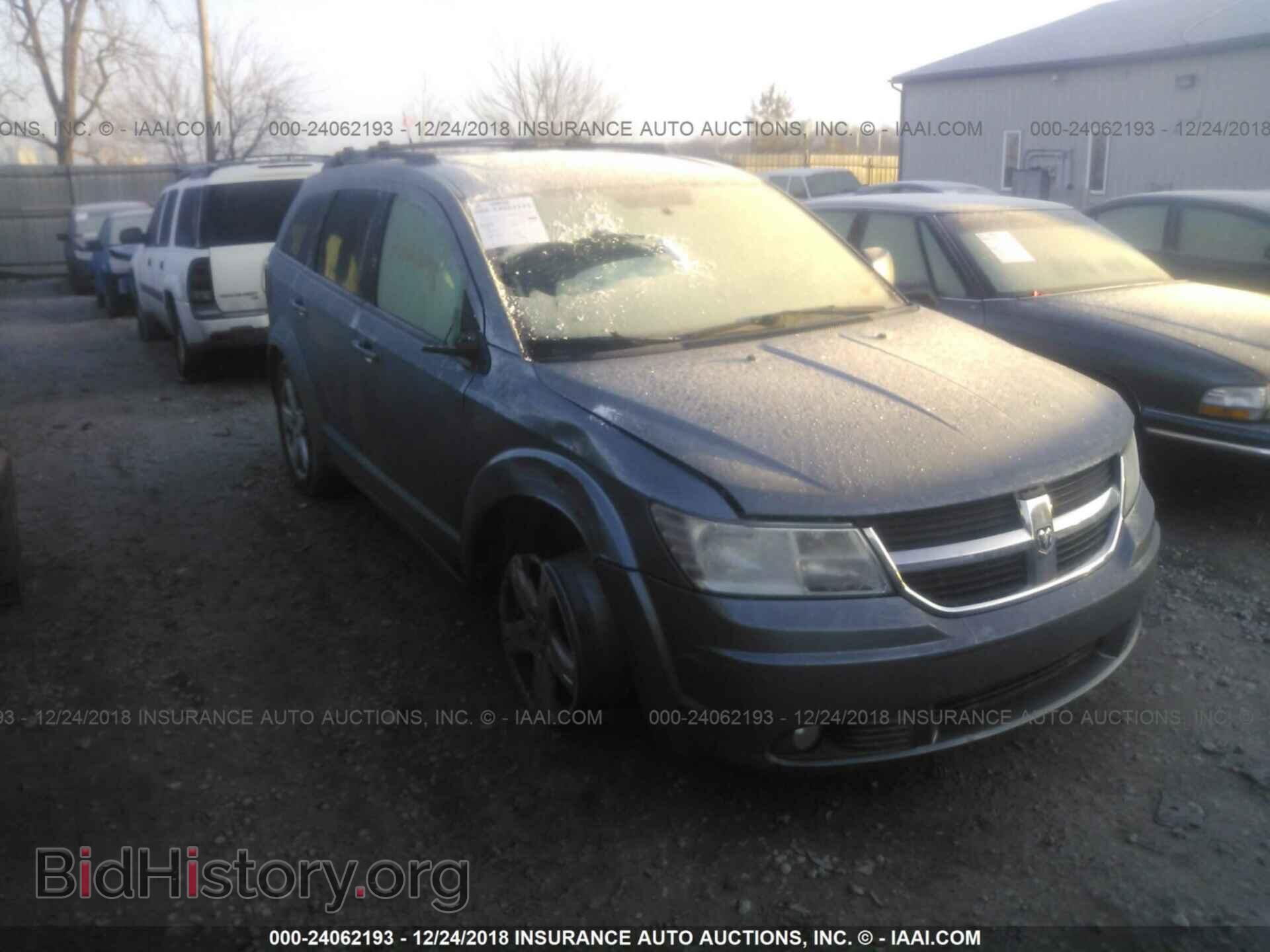 Фотография 3D4PH5FV4AT108104 - DODGE JOURNEY 2010