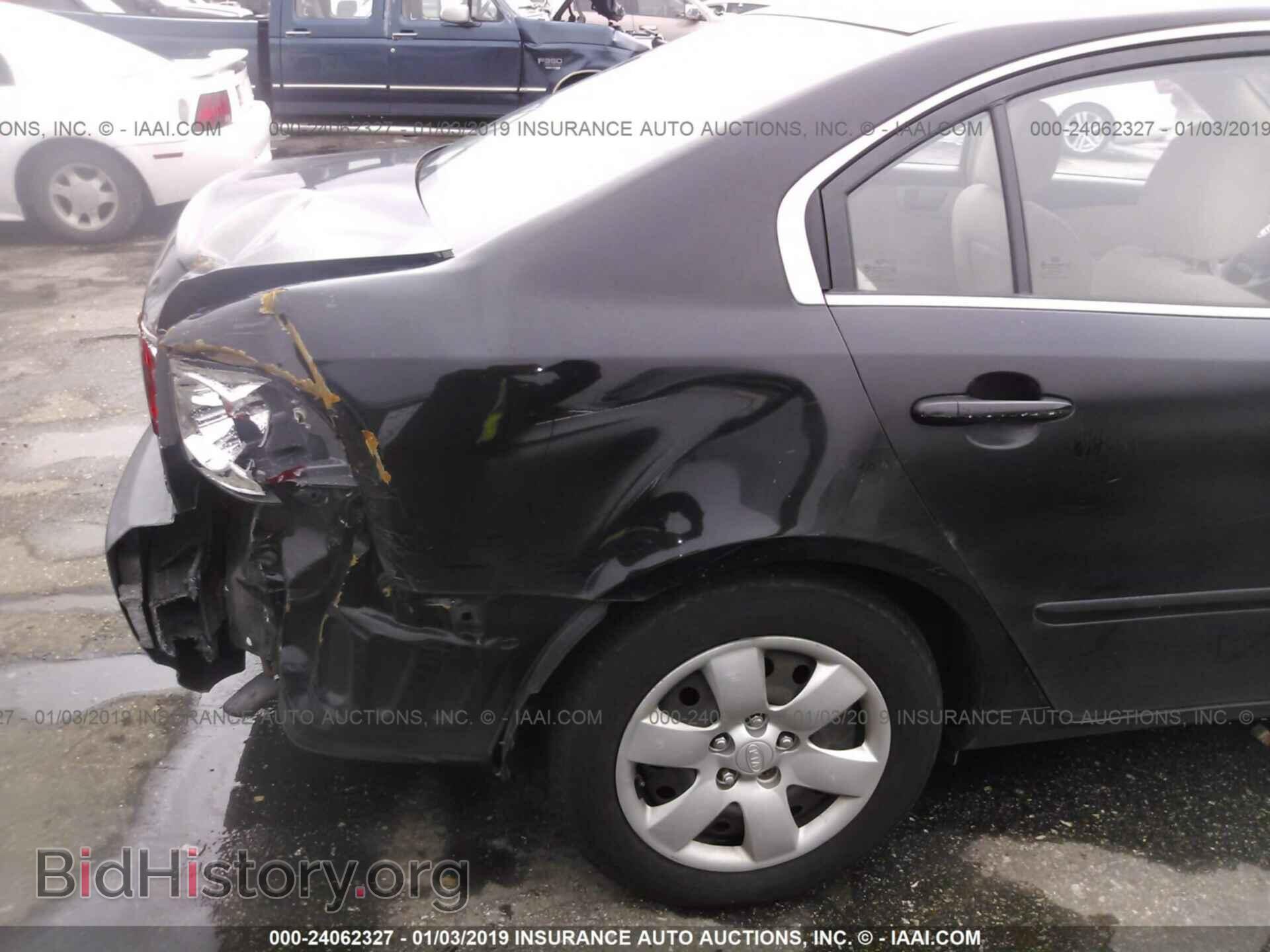 2008 KIA OPTIMA - VIN: KNAGE123X85204474 - Фото 6