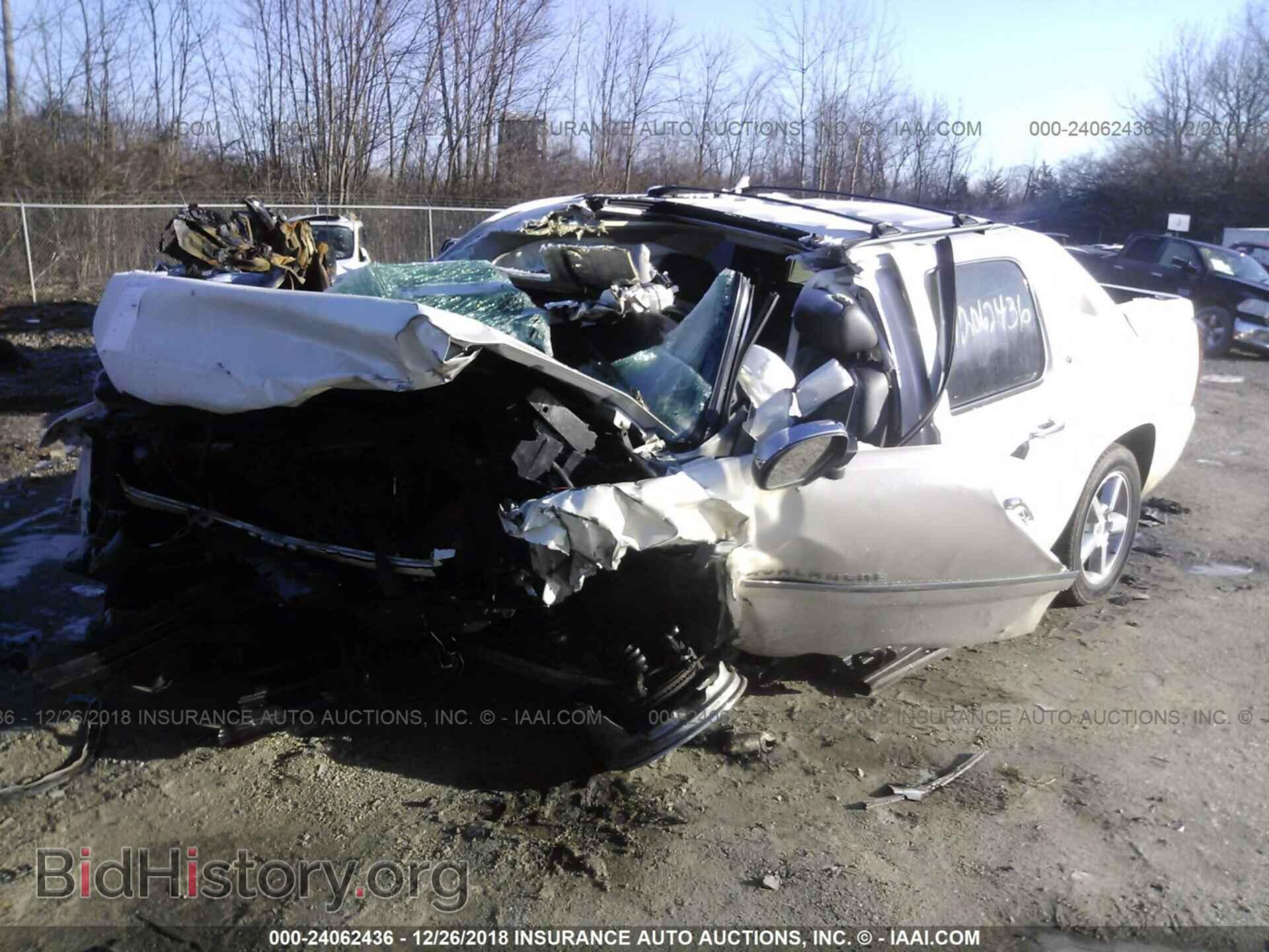 2013 CHEVROLET AVALANCHE - VIN: 3GNTKGE74DG304561 - Фото 2
