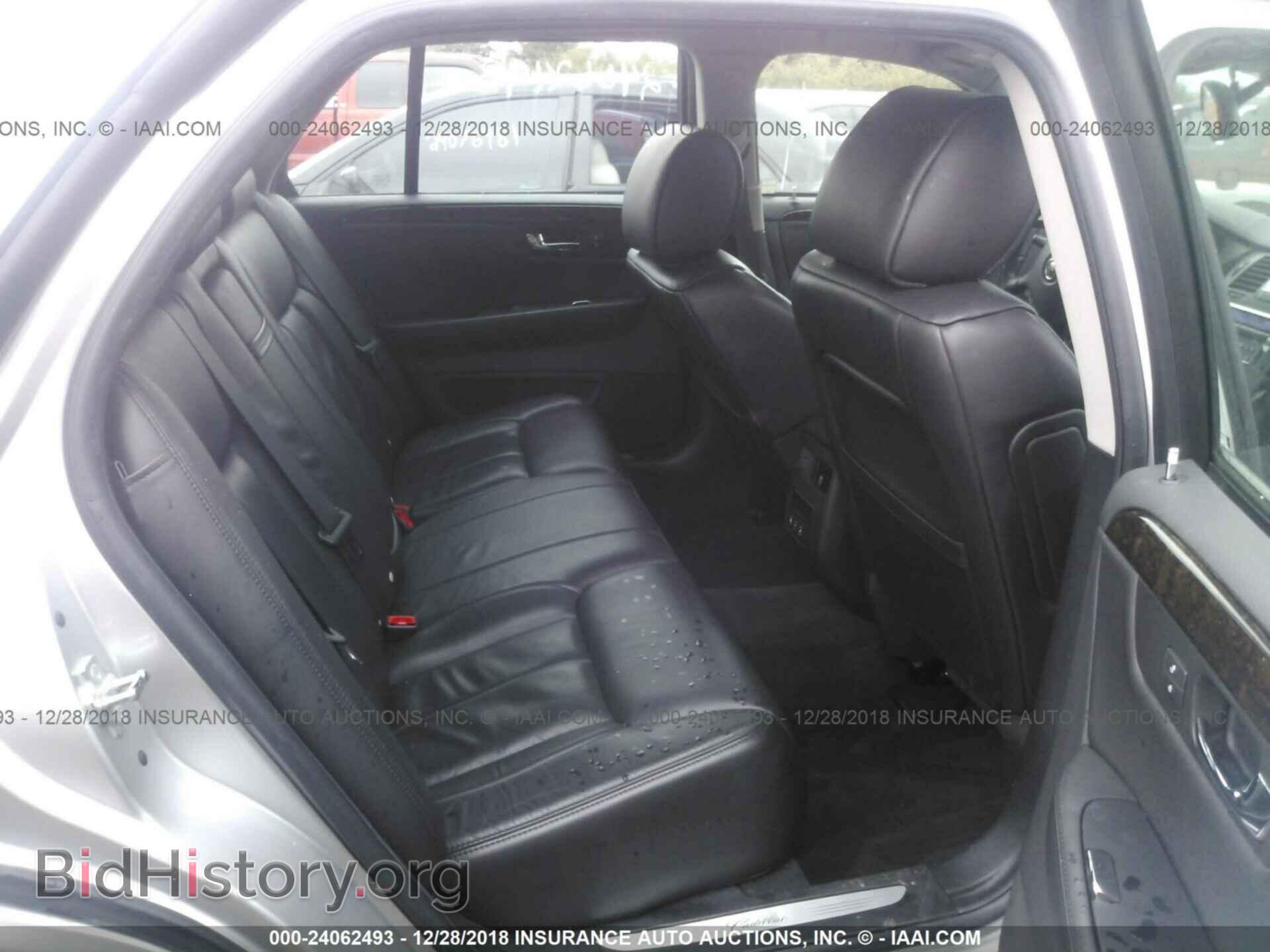 2011 CADILLAC DTS - VIN: 1G6KD5E67BU121081 - Фото 8