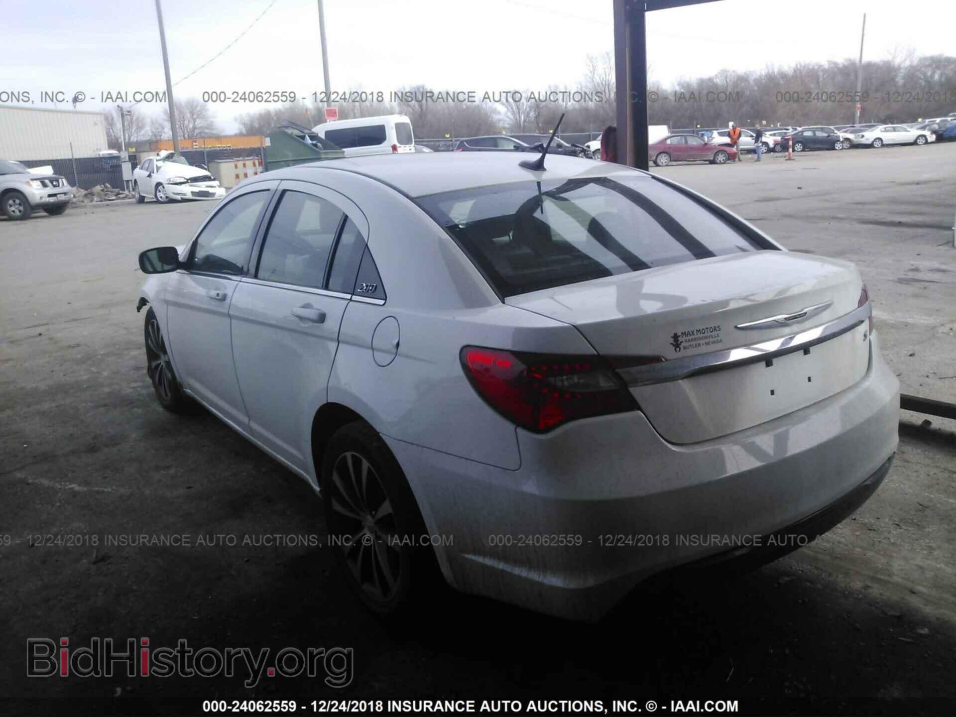 2013 CHRYSLER 200 - VIN: 1C3CCBCG9DN700072 - Фото 3