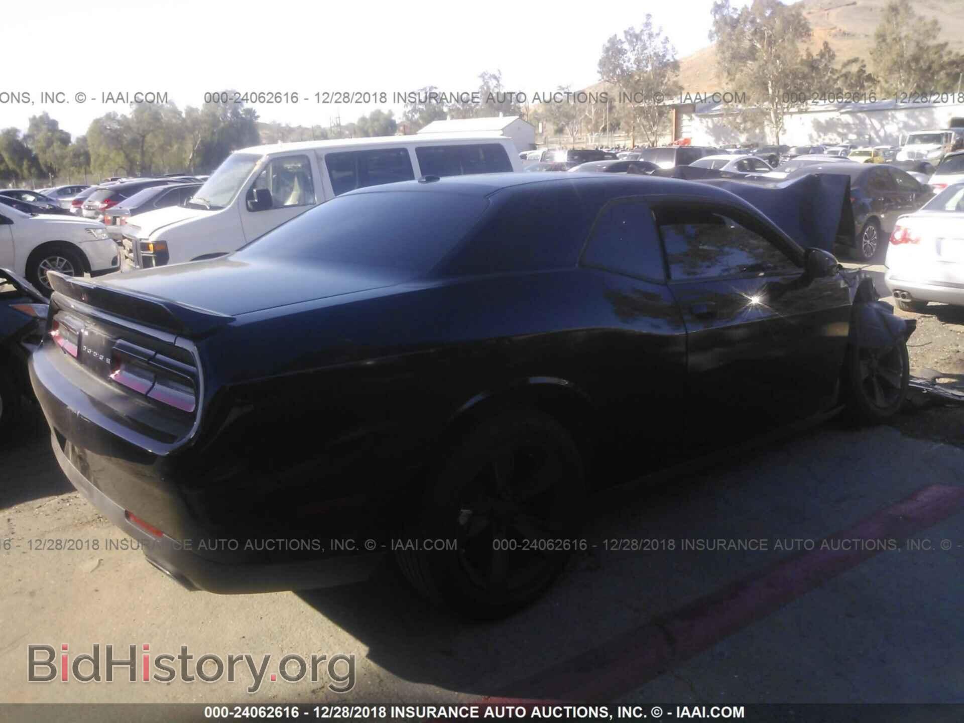 2018 DODGE CHALLENGER - VIN: 2C3CDZAG6JH215109 - Photo 4