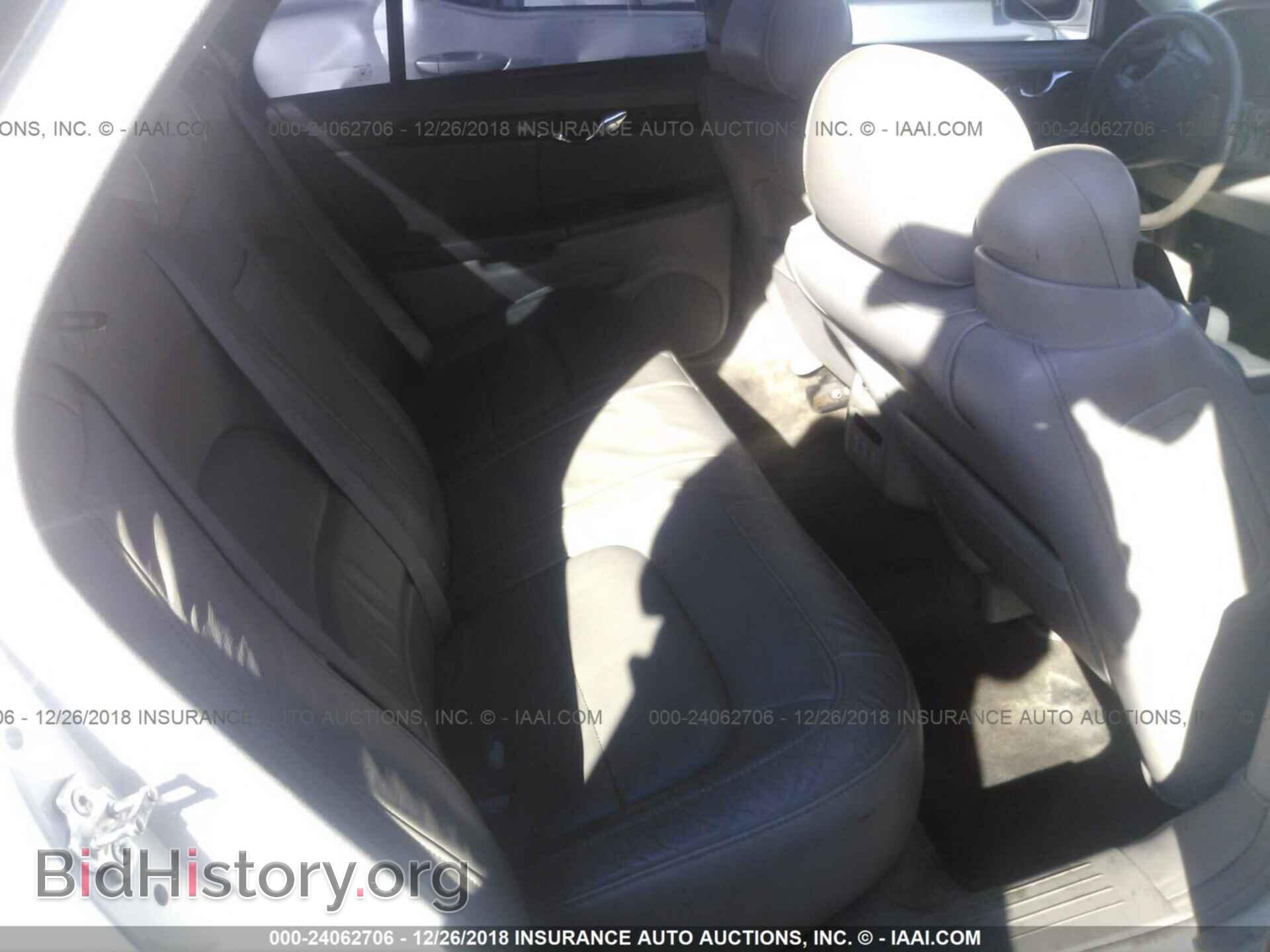 2004 CADILLAC DEVILLE - VIN: 1G6KD54Y74U196501 - Photo 8