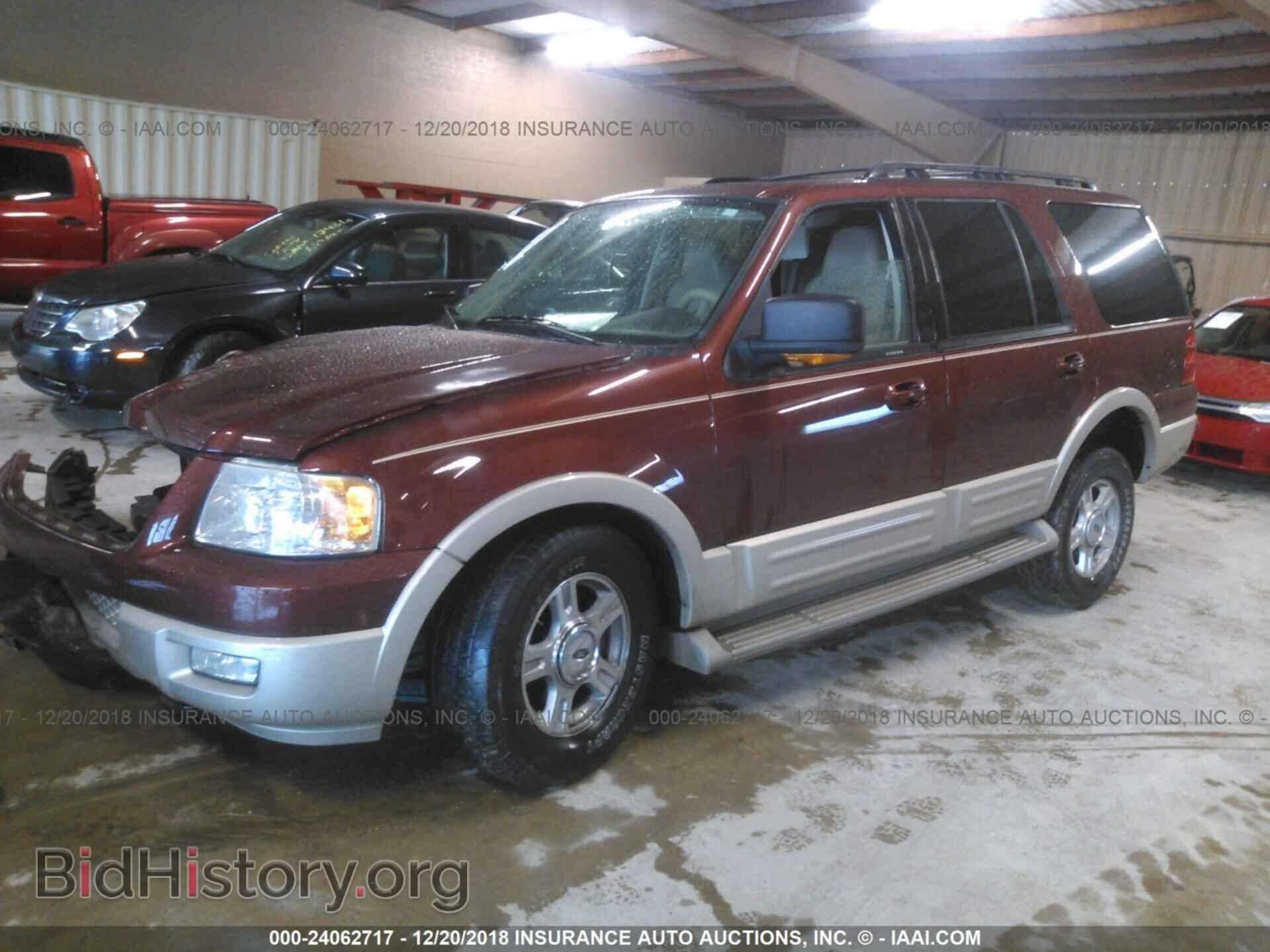 2006 FORD EXPEDITION - VIN: 1FMFU18576LA69713 - Фото 2