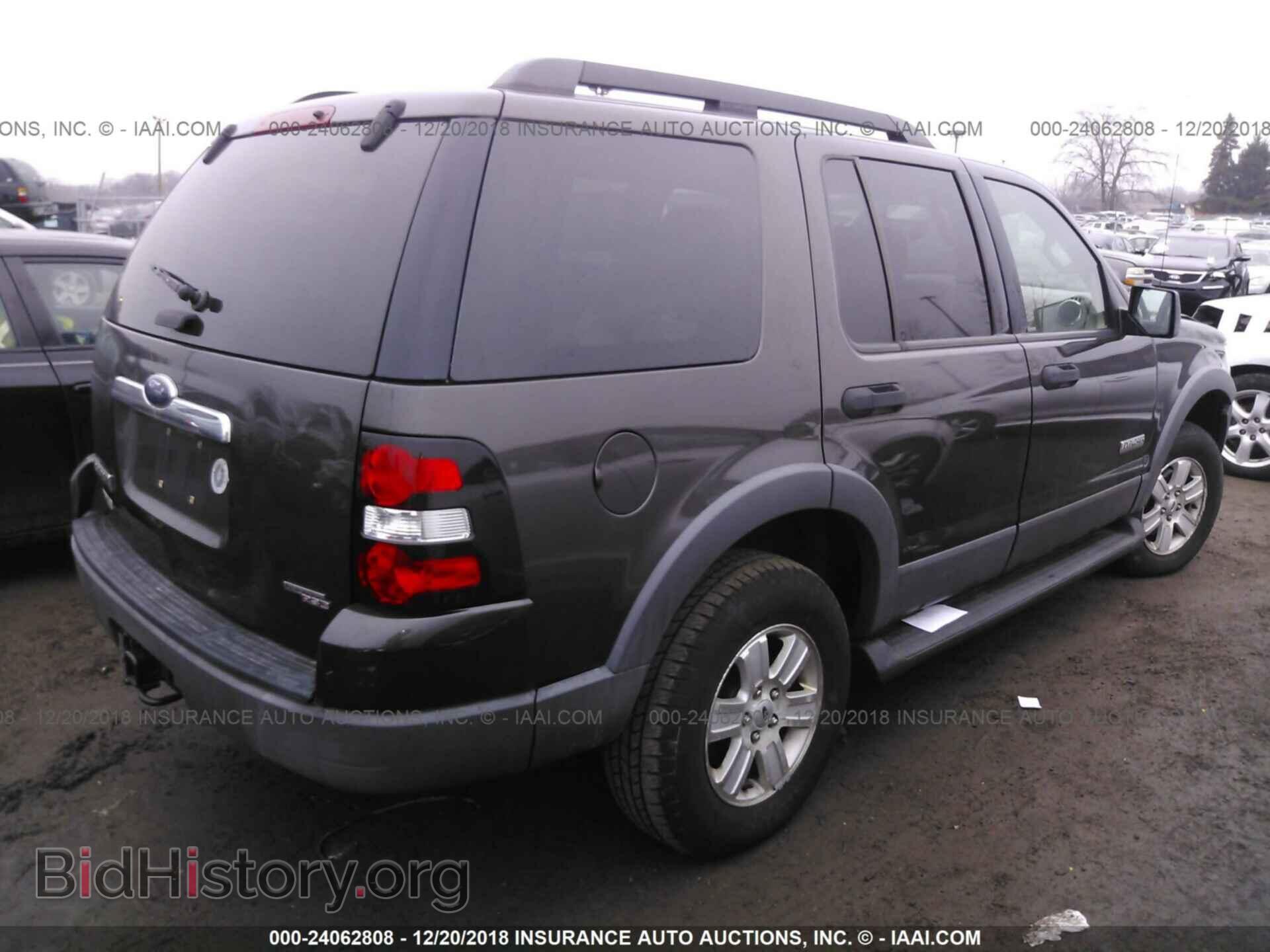 2006 FORD EXPLORER - VIN: 1FMEU63E36UB36883 - Фото 4
