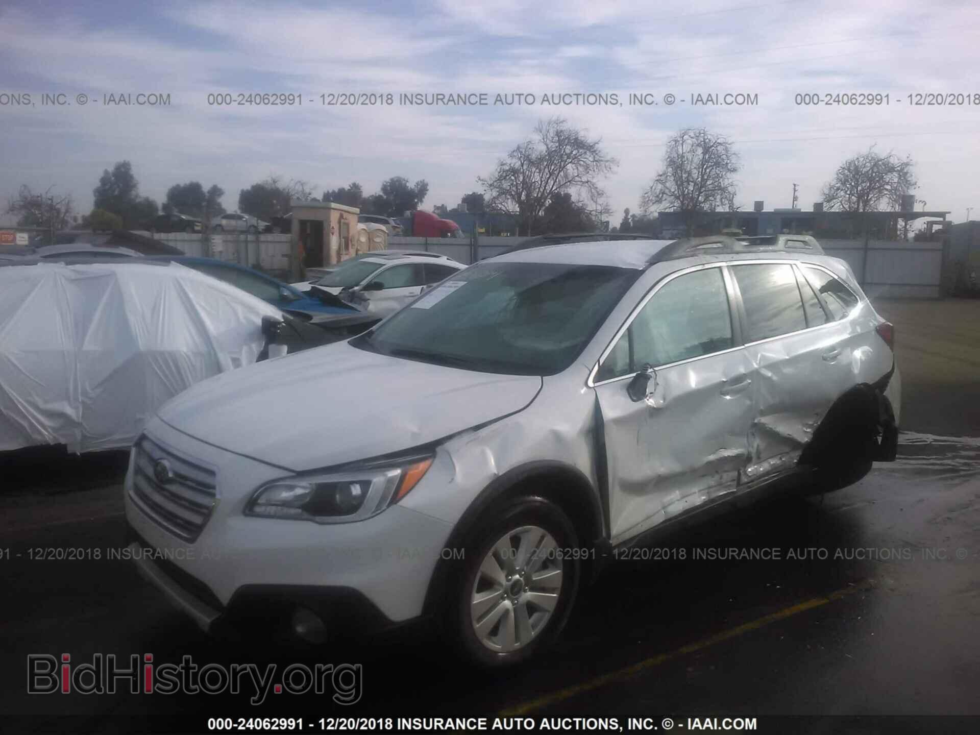 2016 SUBARU OUTBACK - VIN: 4S4BSAFC8G3294732 - Фото 2