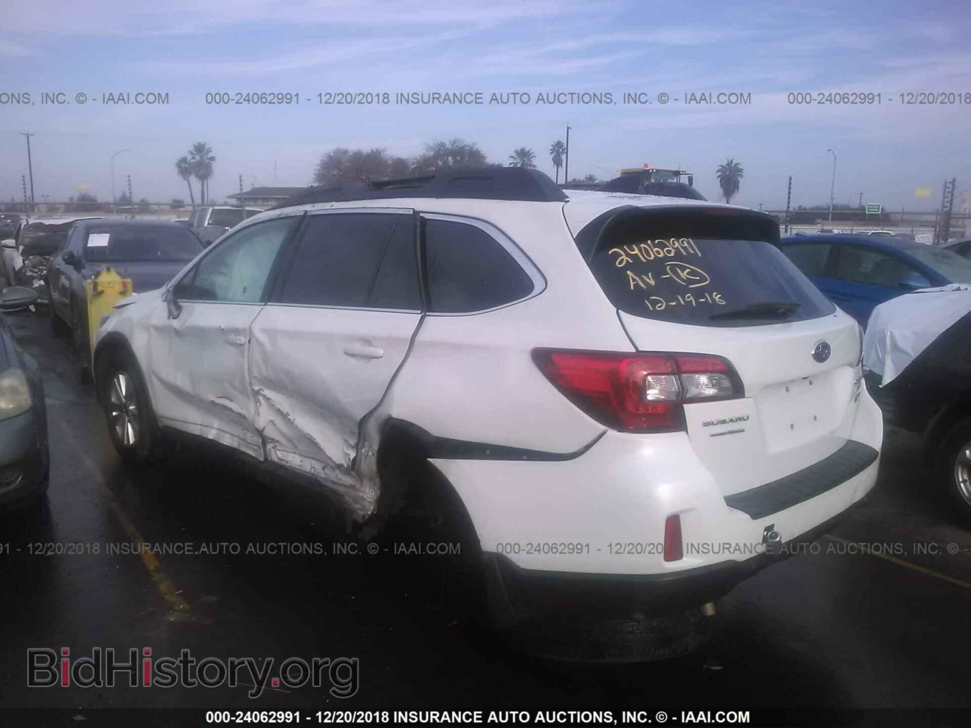 2016 SUBARU OUTBACK - VIN: 4S4BSAFC8G3294732 - Фото 3