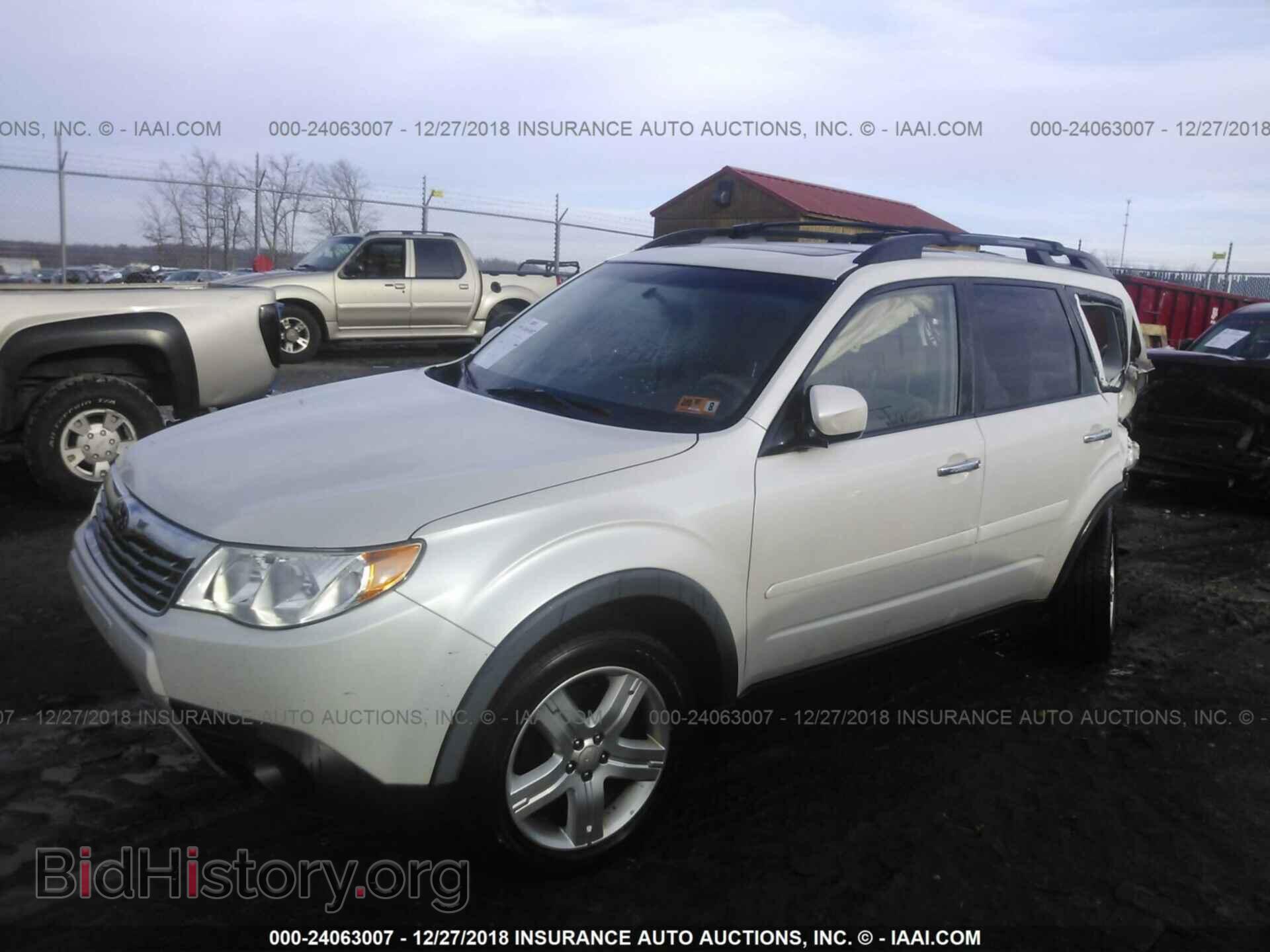 2010 SUBARU FORESTER - VIN: JF2SH6CC4AH739967 - Фото 2