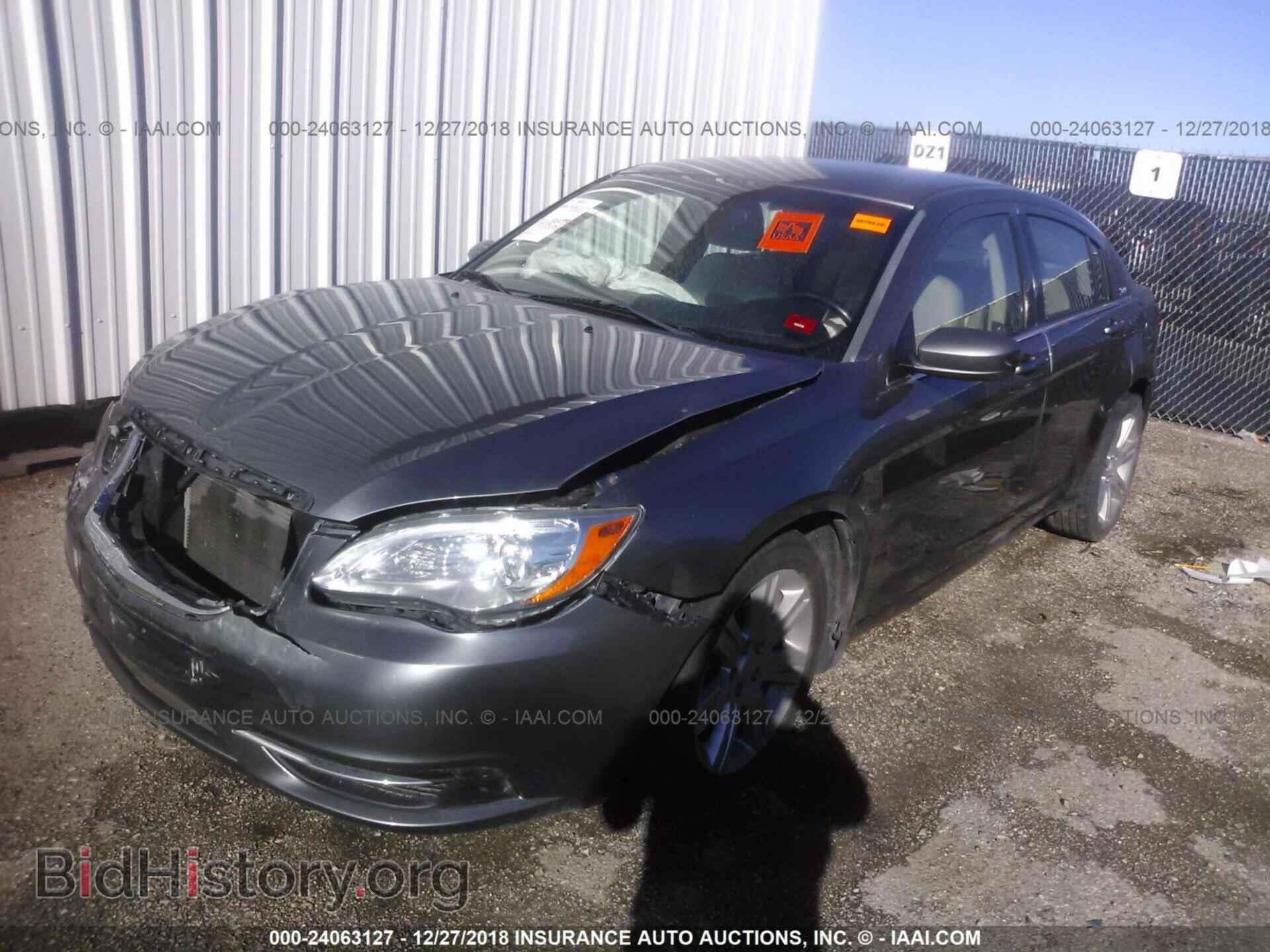 2012 CHRYSLER 200 - VIN: 1C3CCBBGXCN108406 - Фото 2