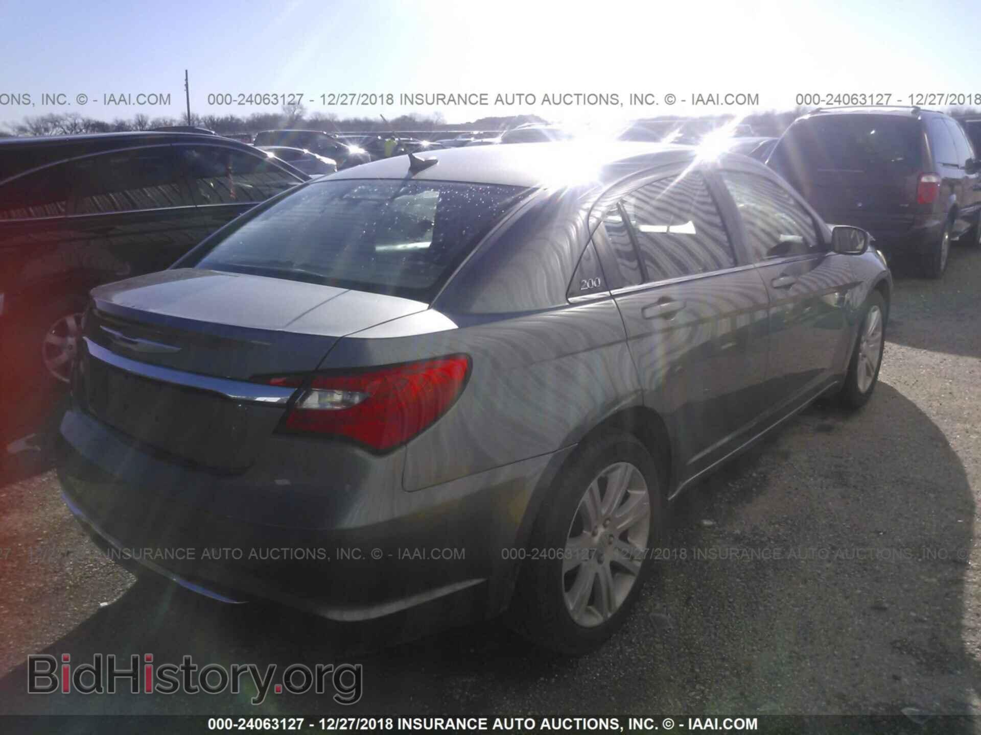 2012 CHRYSLER 200 - VIN: 1C3CCBBGXCN108406 - Фото 4