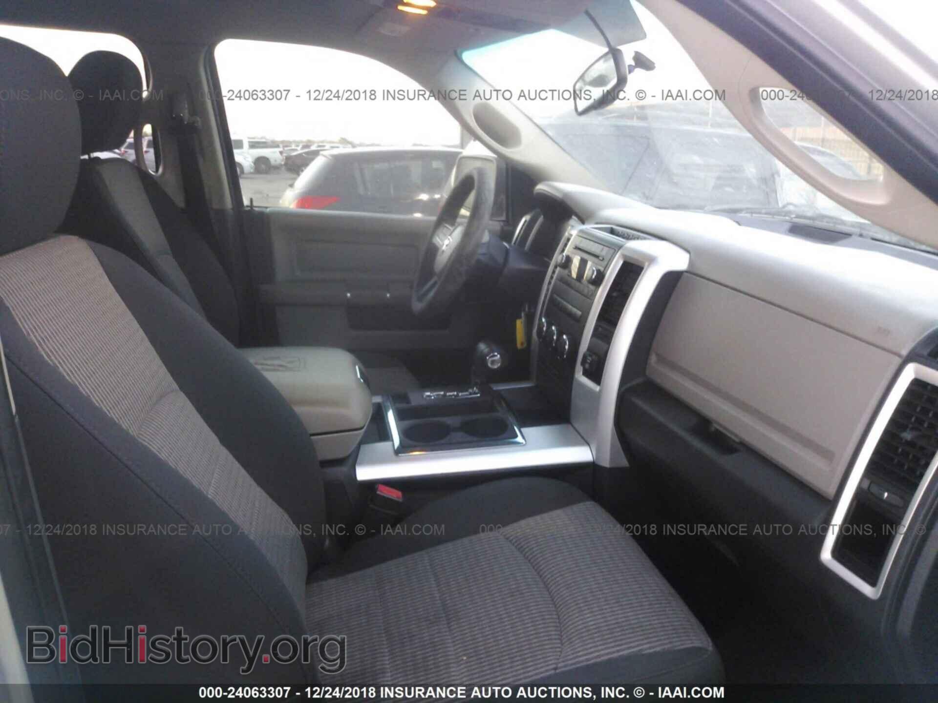 2011 DODGE RAM 1500 - VIN: 1D7RB1CT3BS582279 - Фото 5