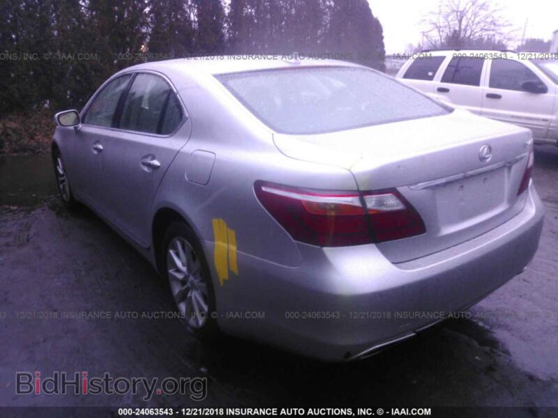 2011 Lexus LS (VIN JTHCL5EF5B5009148) — фото 3 из 10