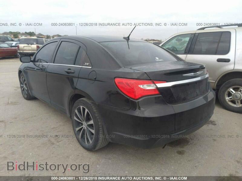 2012 Chrysler 200 (VIN 1C3CCBHG5CN302056) — photo 3 of 10
