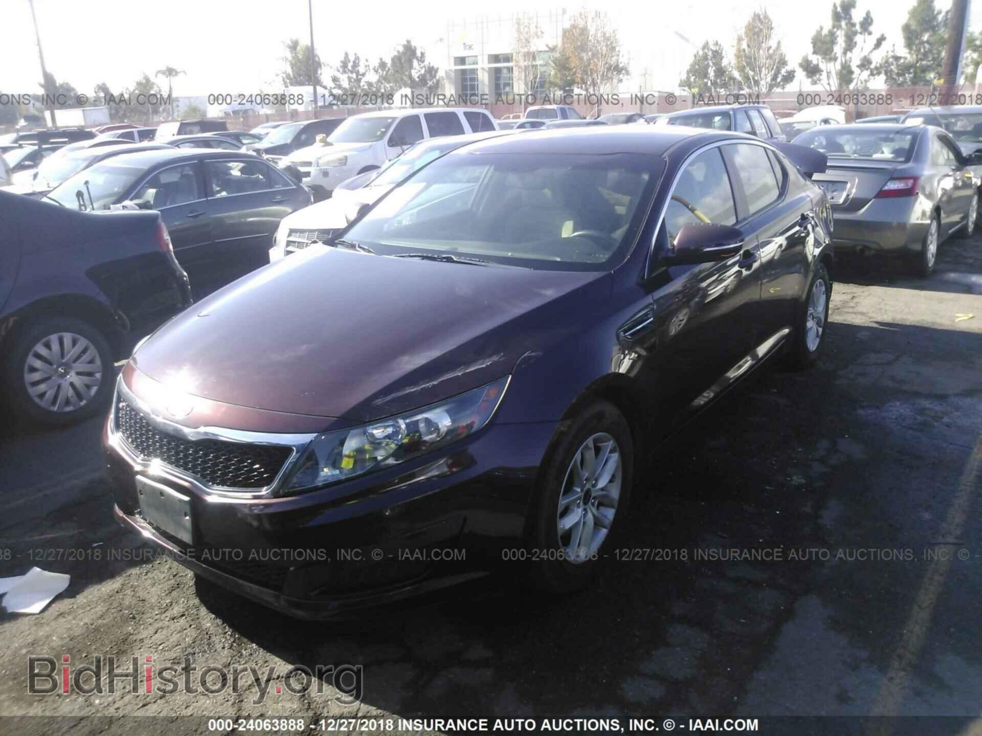 2011 KIA OPTIMA - VIN: KNAGM4A78B5093875 - Фото 2