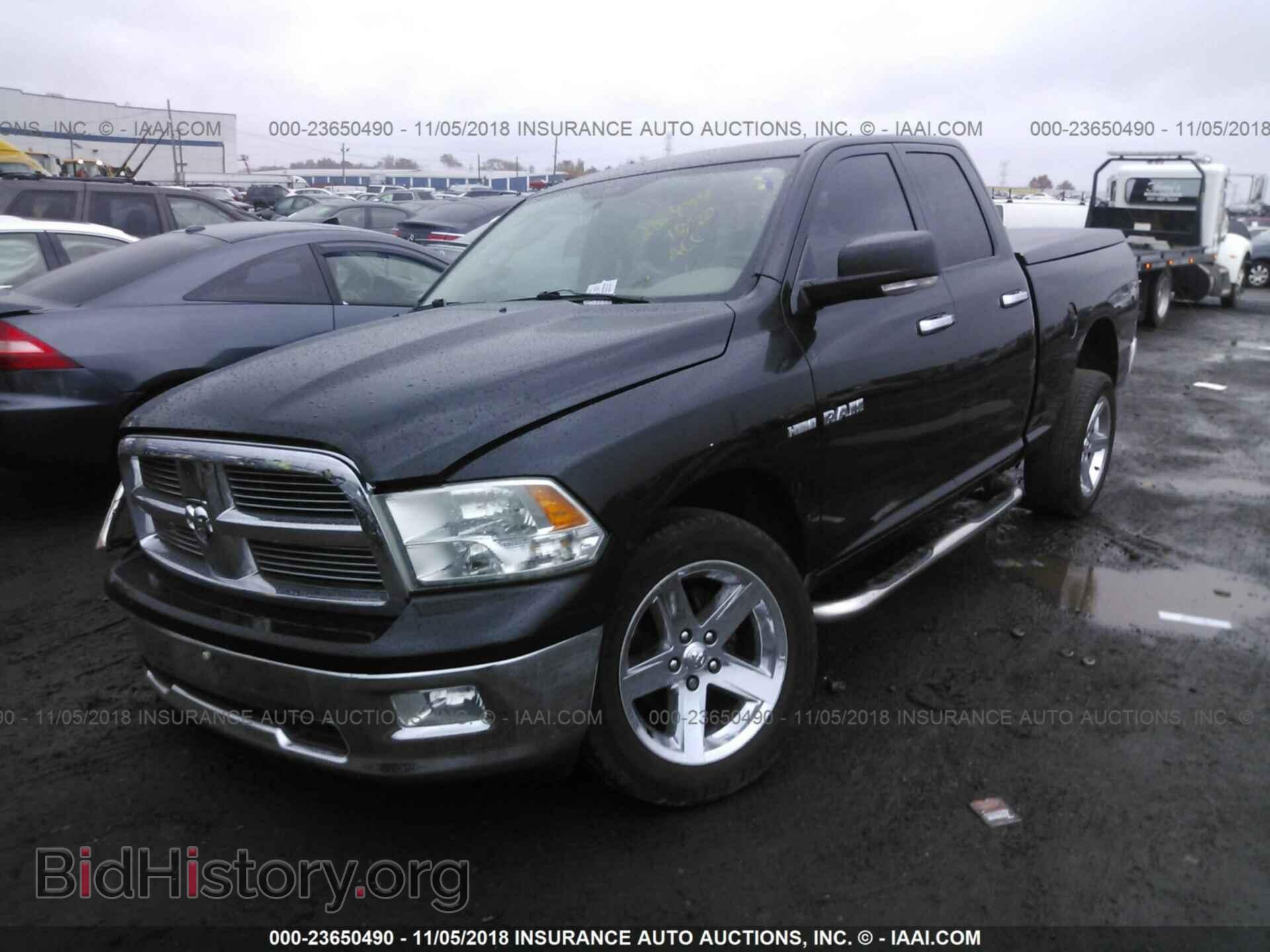 2010 DODGE RAM 1500 - VIN: 1D7RV1GT7AS132859 - Фото 2