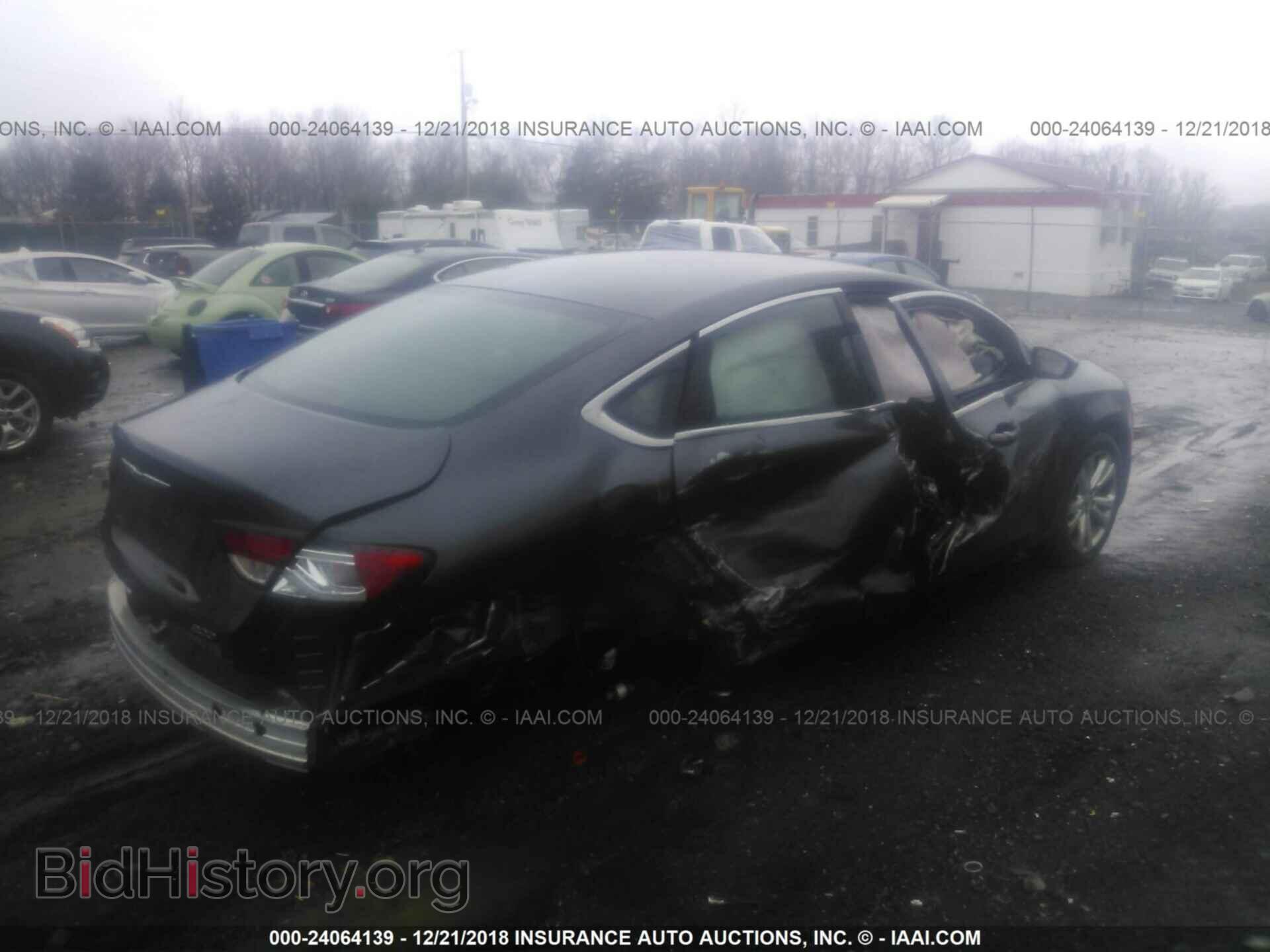 2015 CHRYSLER 200 - VIN: 1C3CCCAB0FN657094 - Photo 4