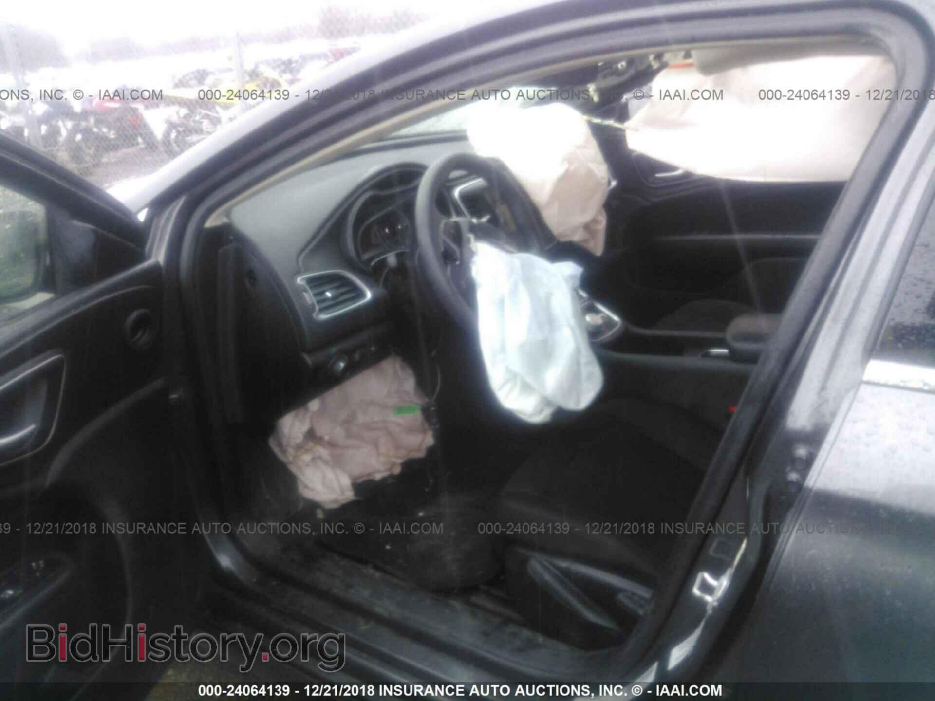 2015 CHRYSLER 200 - VIN: 1C3CCCAB0FN657094 - Photo 5