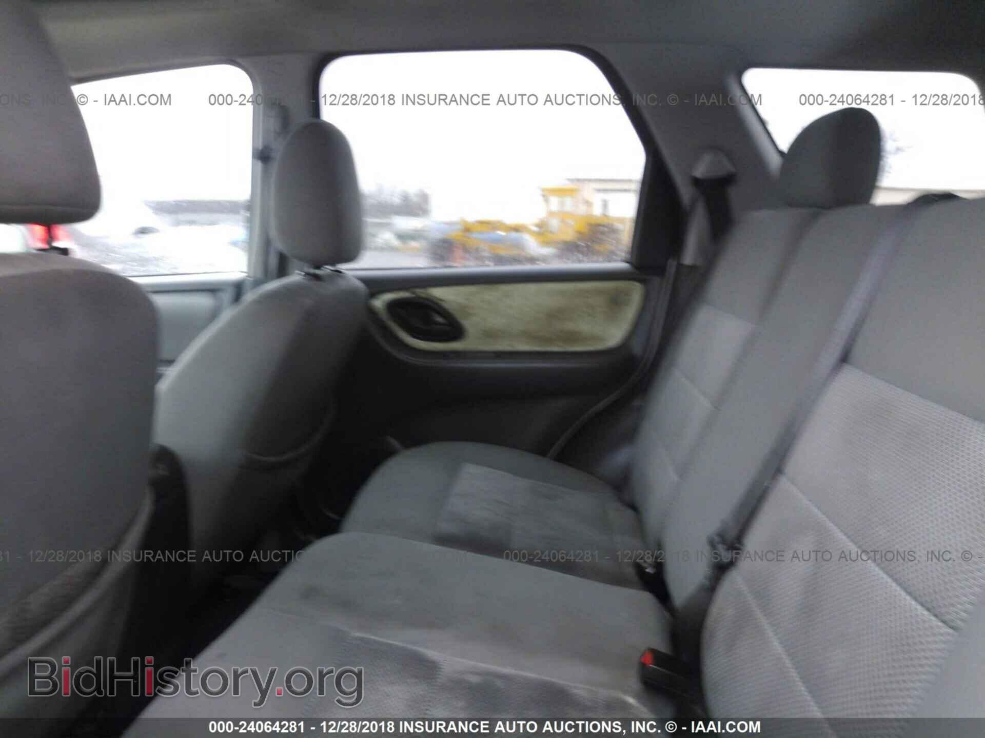 2006 FORD ESCAPE - VIN: 1FMCU03116KA24841 - Фото 8
