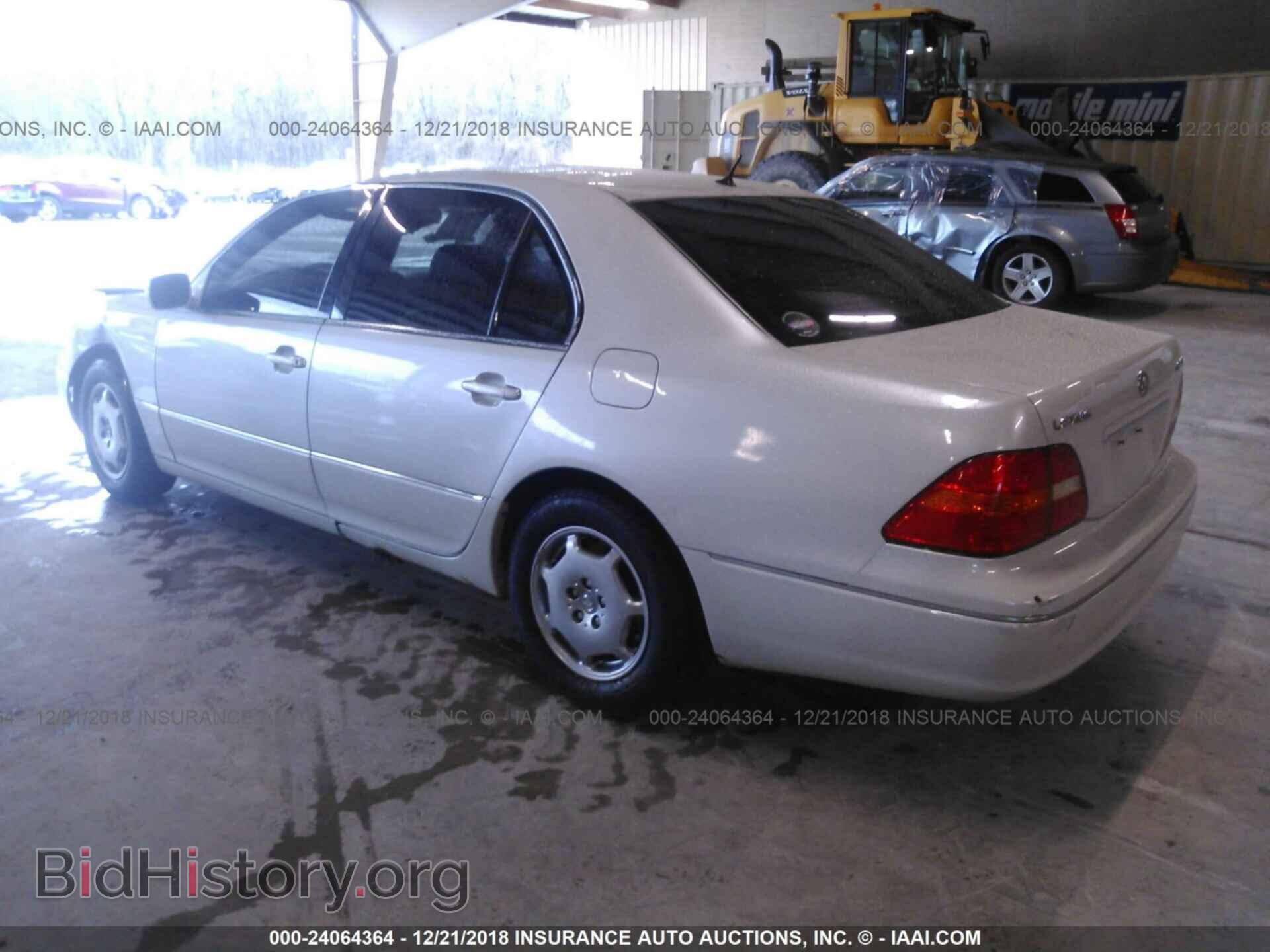 2002 LEXUS LS - VIN: JTHBN30F220065806 - Photo 3