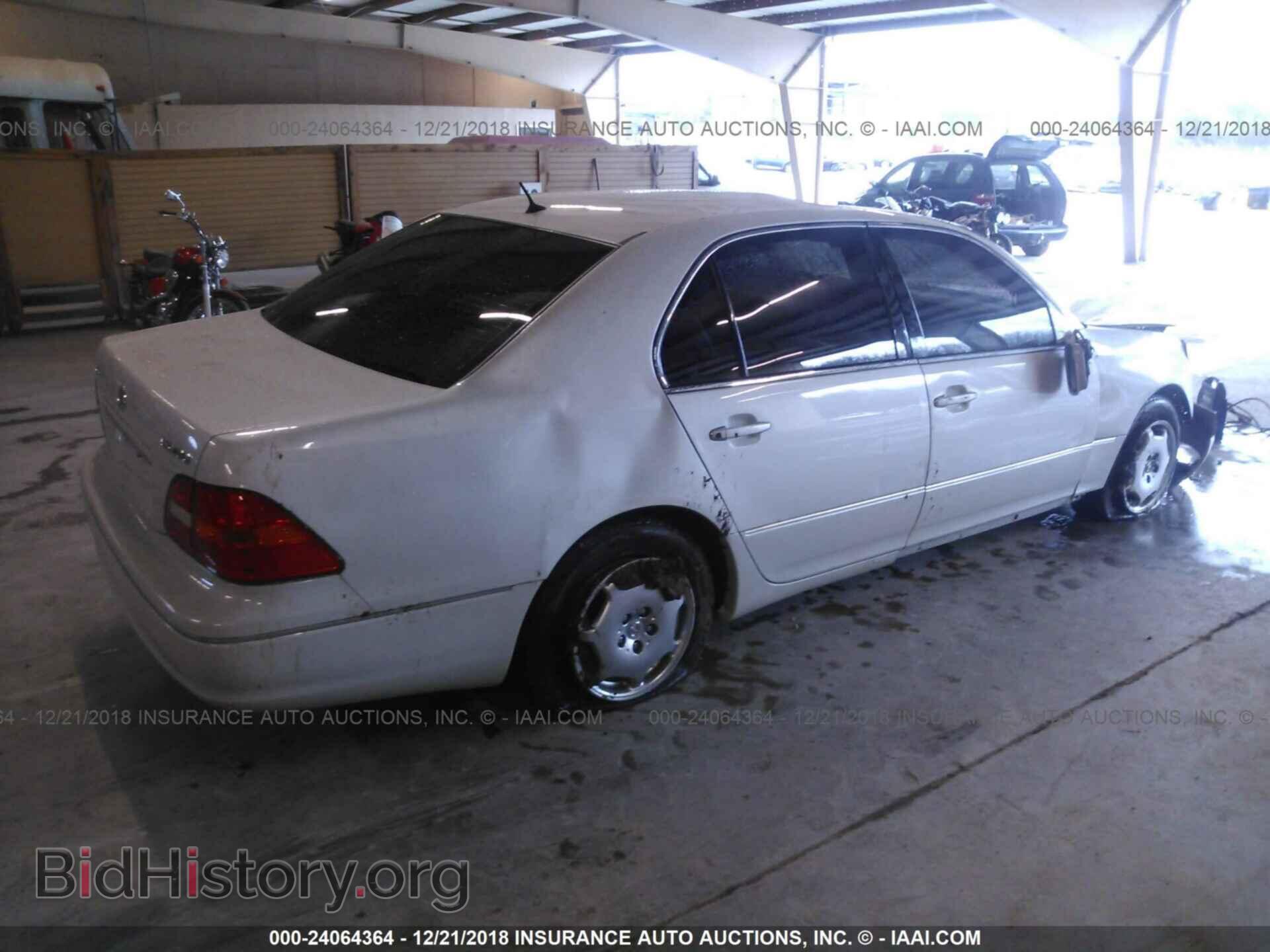 2002 LEXUS LS - VIN: JTHBN30F220065806 - Photo 4