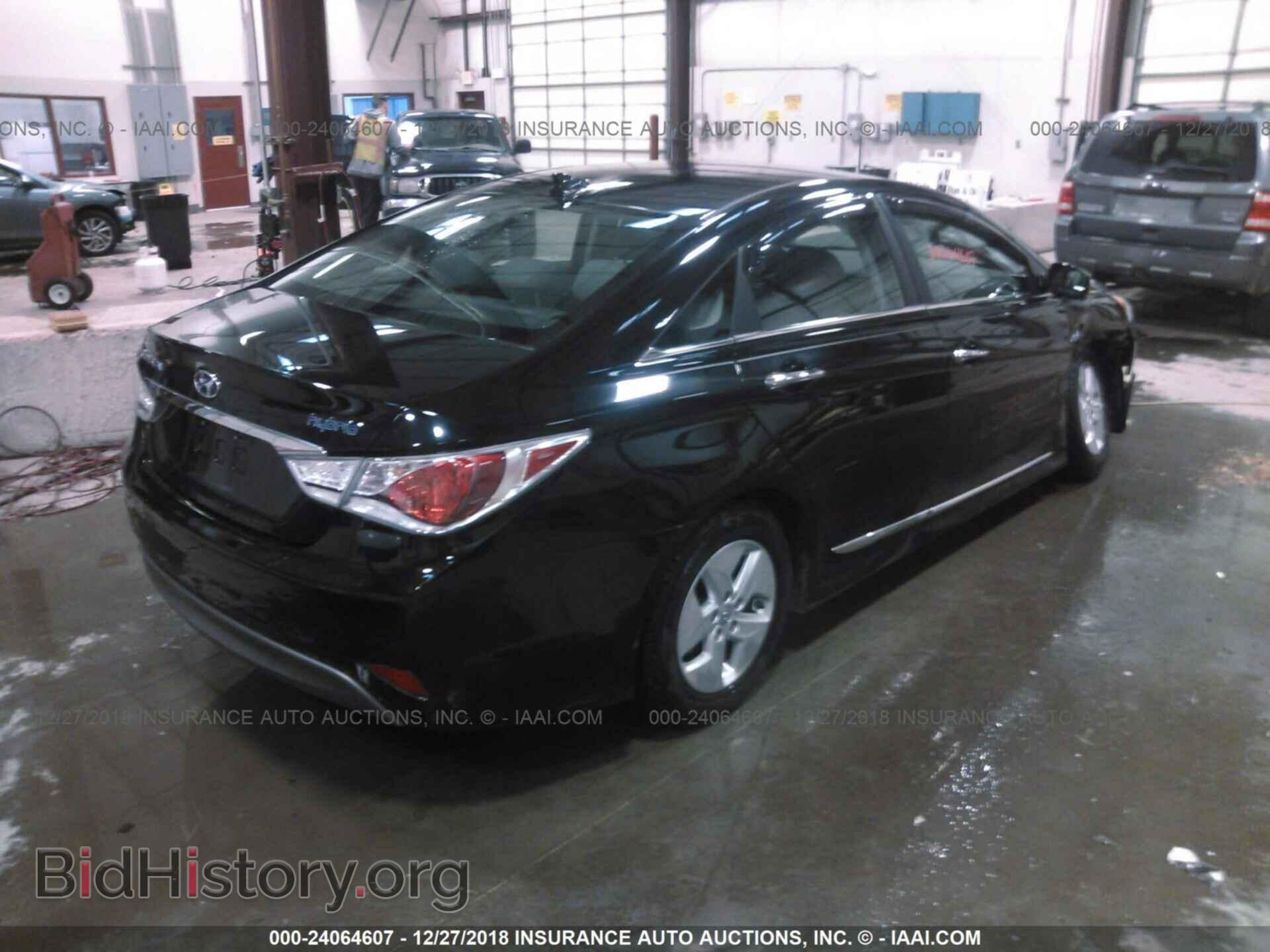 2012 HYUNDAI SONATA - VIN: KMHEC4A49CA057104 - Photo 4