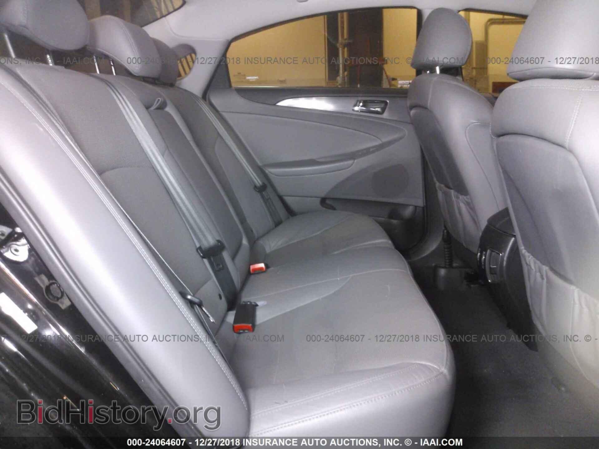 2012 HYUNDAI SONATA - VIN: KMHEC4A49CA057104 - Photo 8