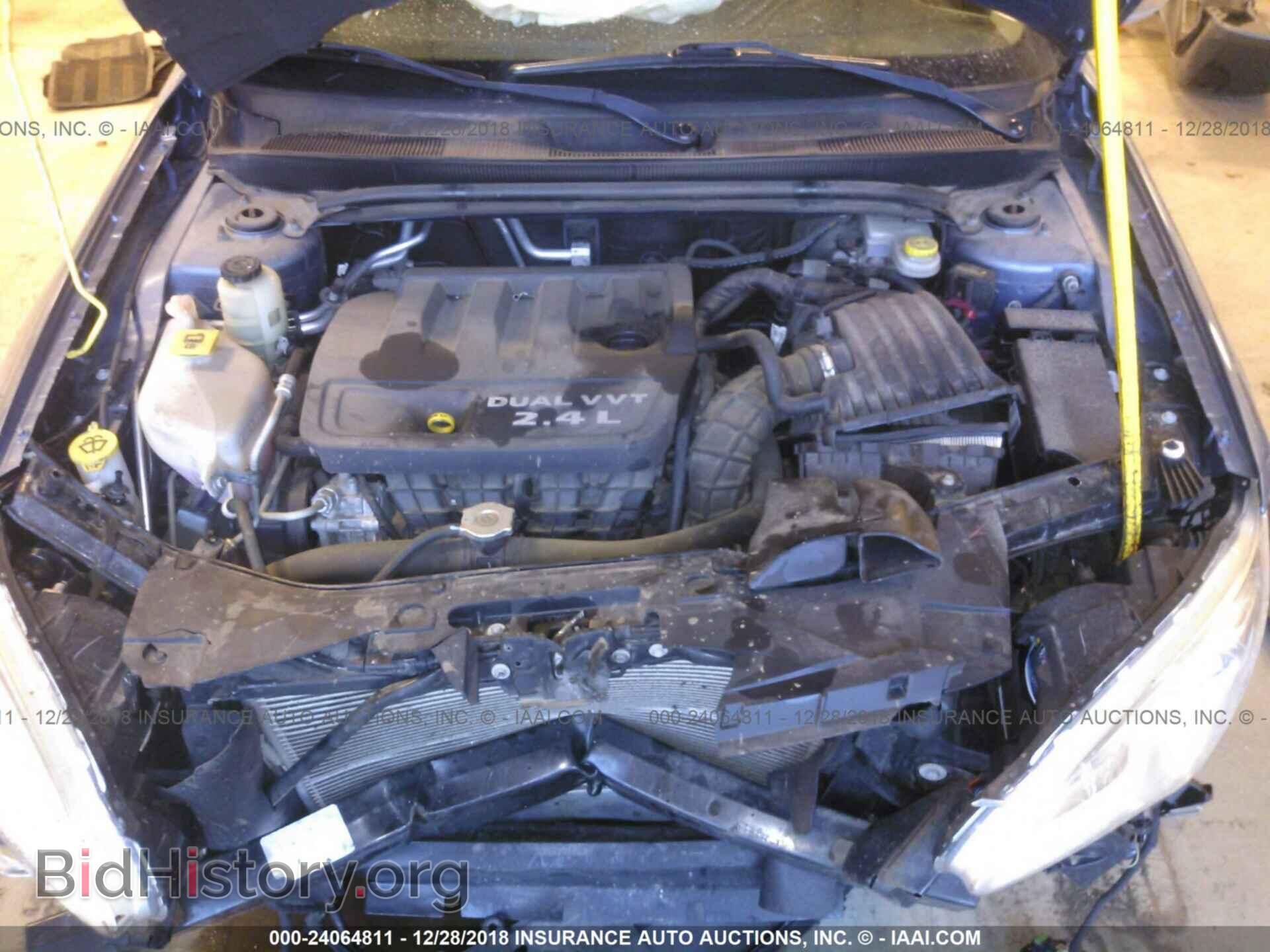 2011 CHRYSLER 200 - VIN: 1C3BC2FBXBN604749 - Фото 10