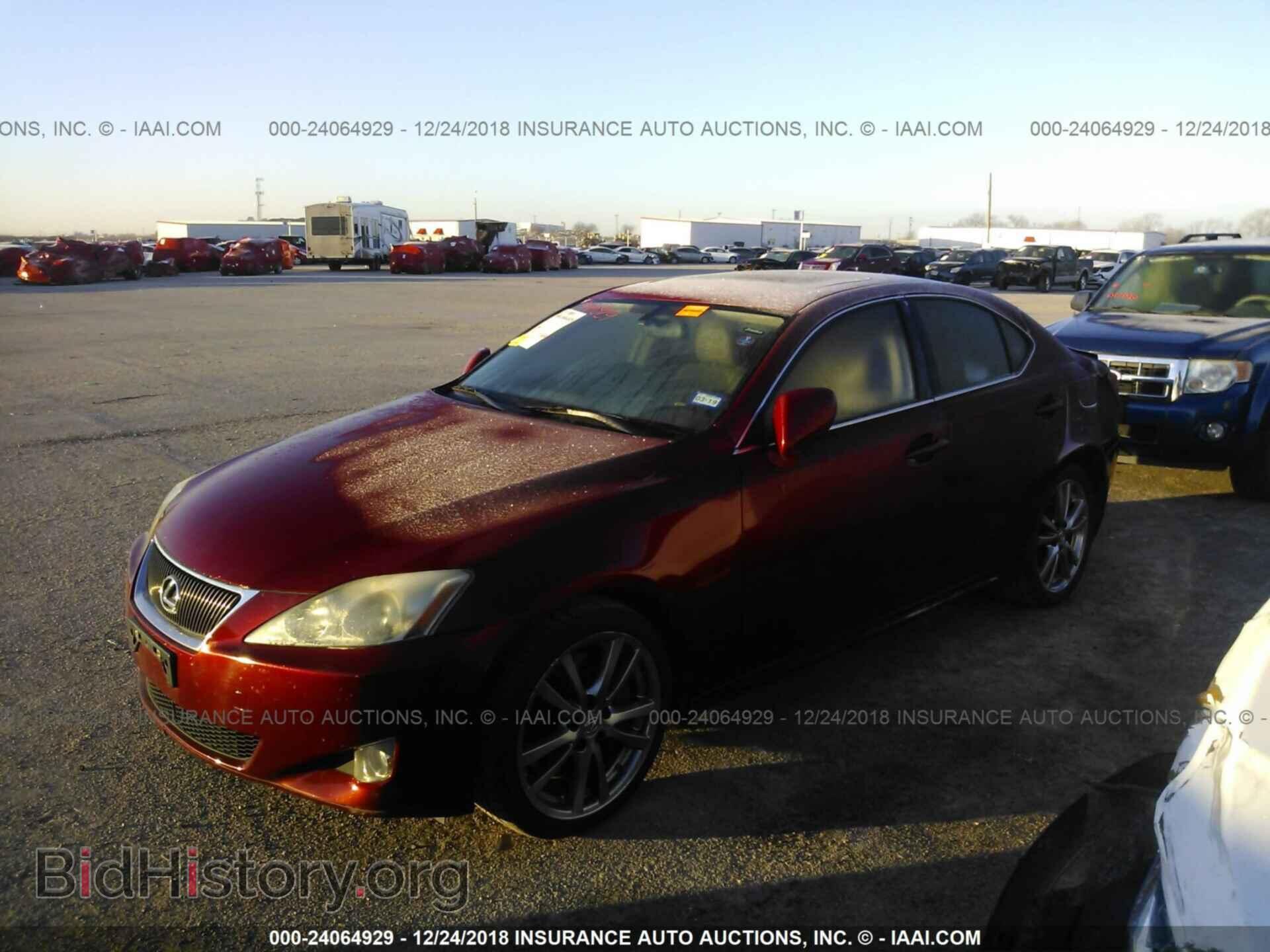 2008 LEXUS IS - VIN: JTHBE262282014527 - Photo 2