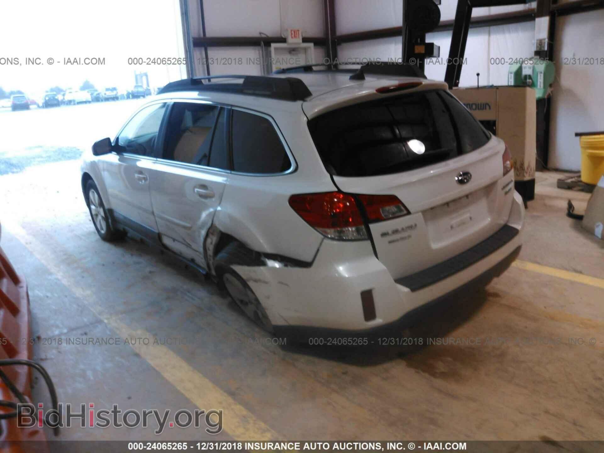 2012 SUBARU OUTBACK - VIN: 4S4BRDKC4C2215902 - Photo 3