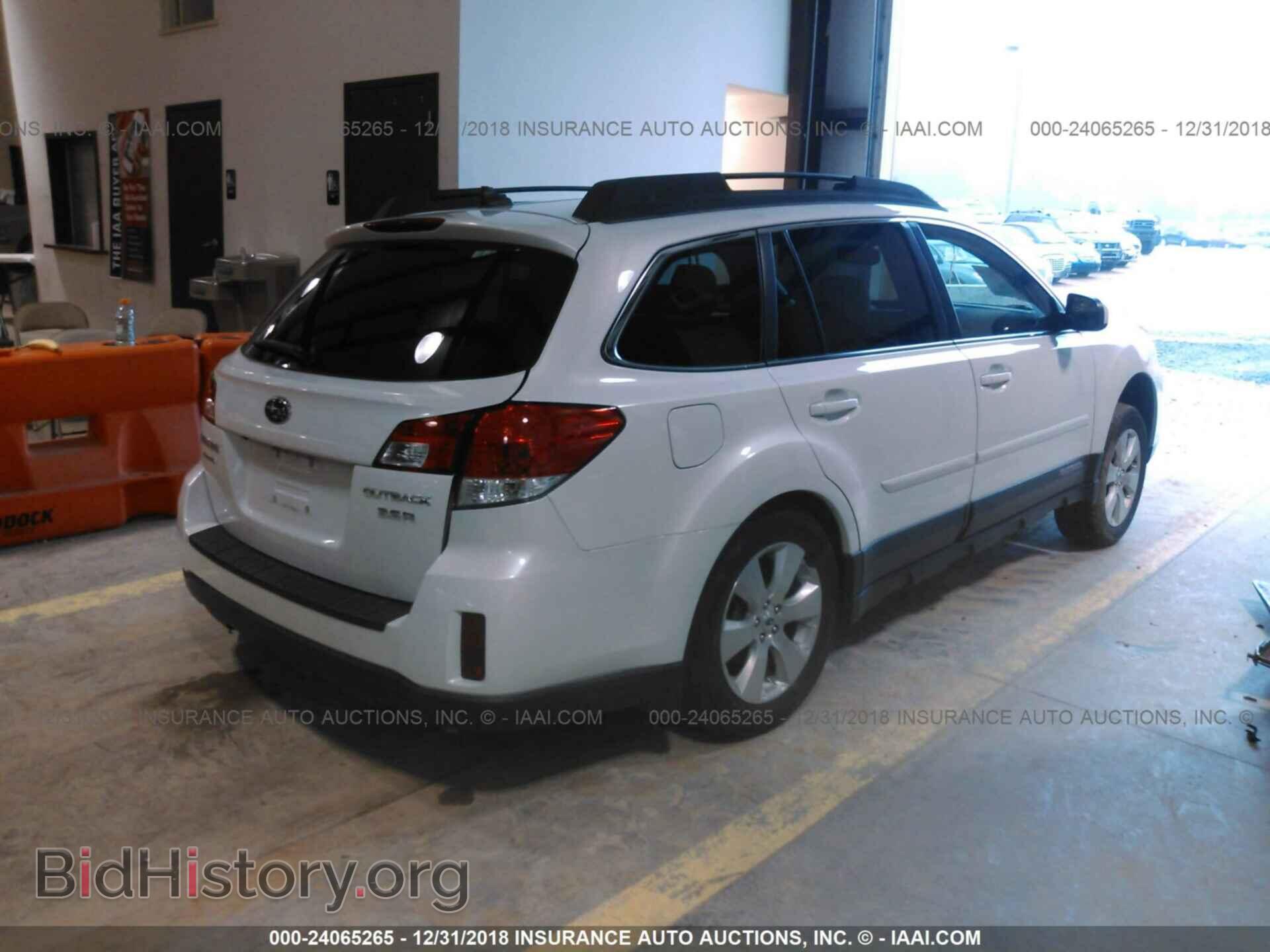 2012 SUBARU OUTBACK - VIN: 4S4BRDKC4C2215902 - Photo 4