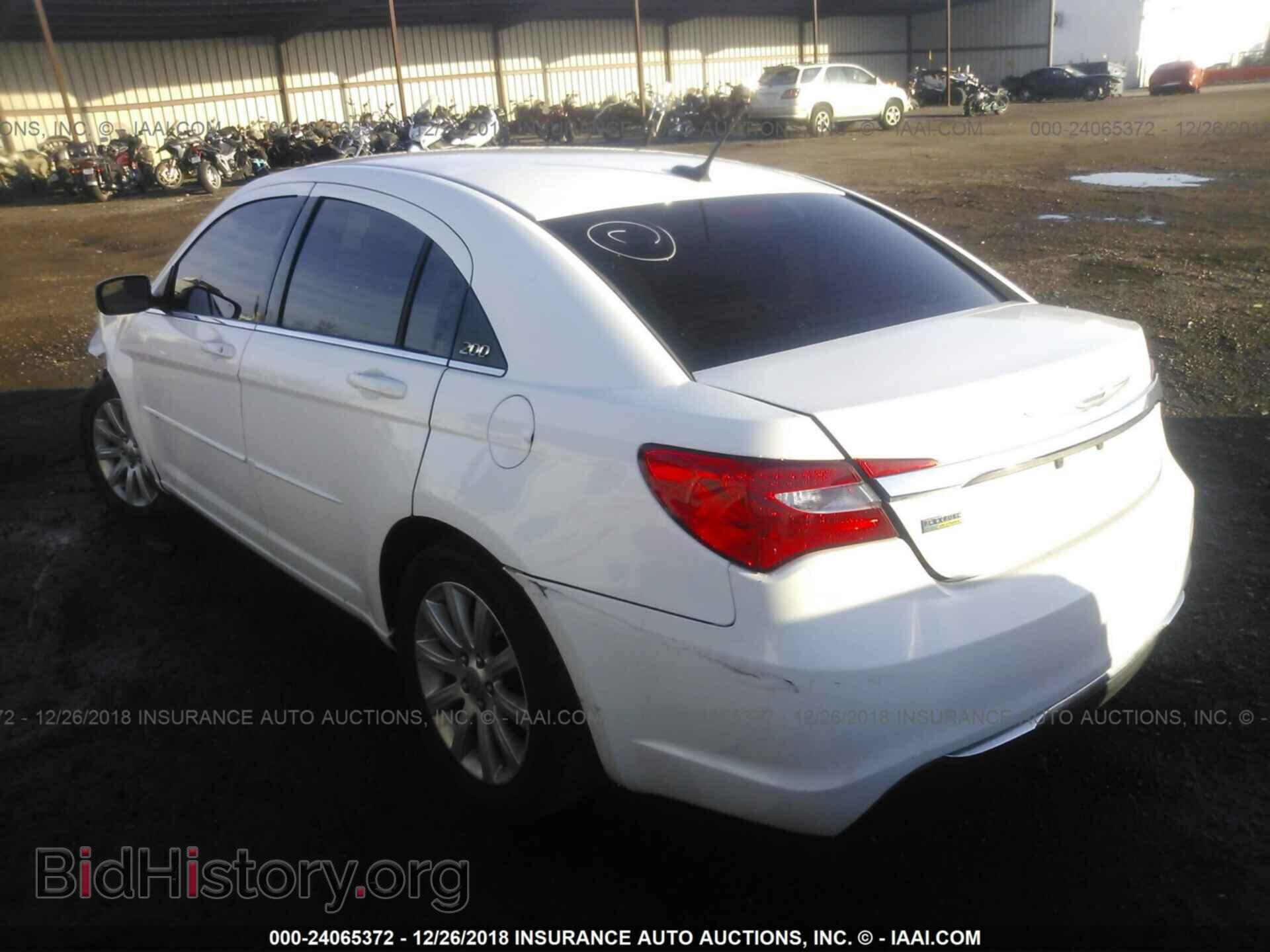 2011 CHRYSLER 200 - VIN: 1C3BC1FG4BN553612 - Фото 3