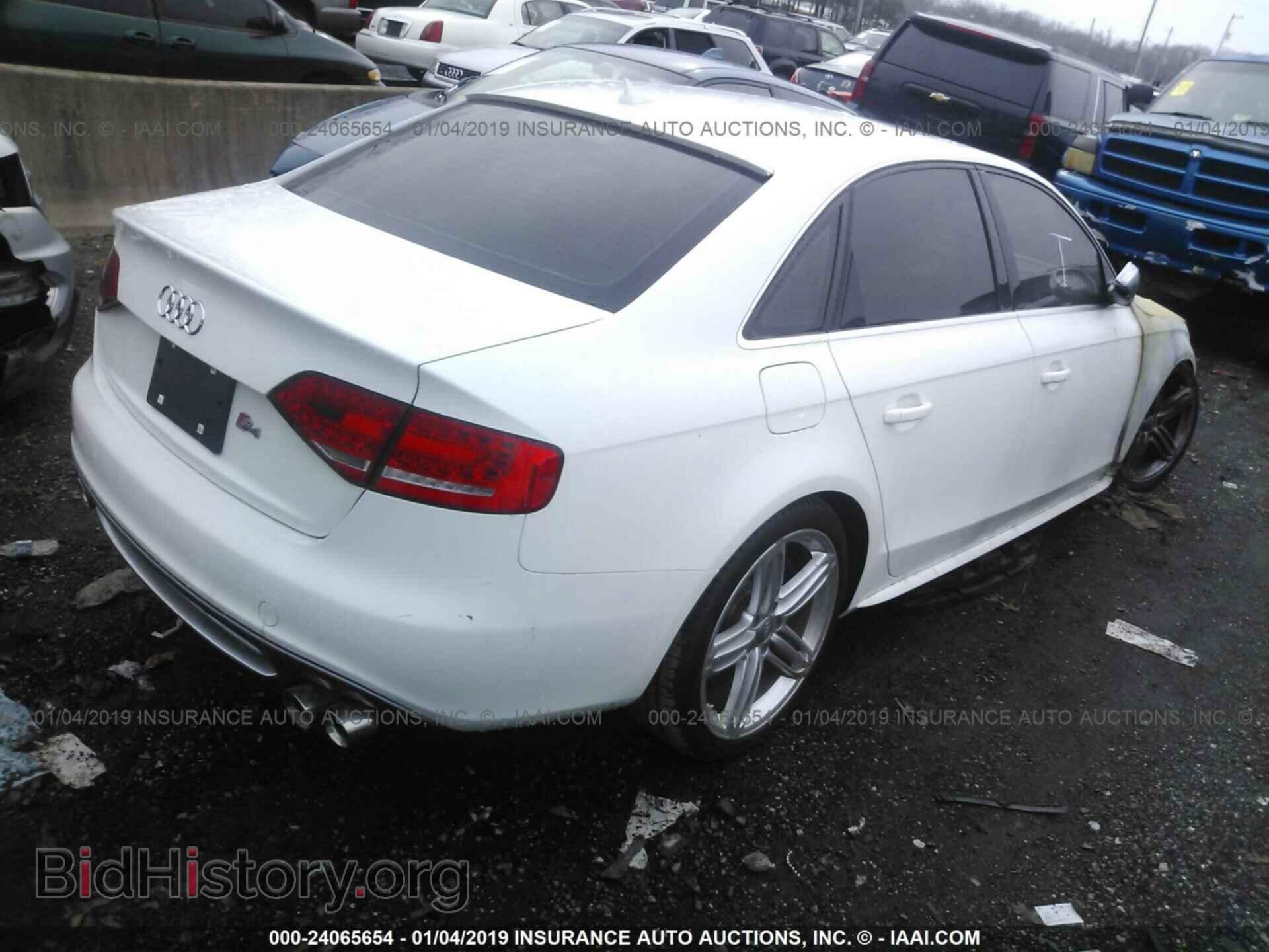2010 AUDI S4 - VIN: WAUBGAFL8AA104370 - Фото 4