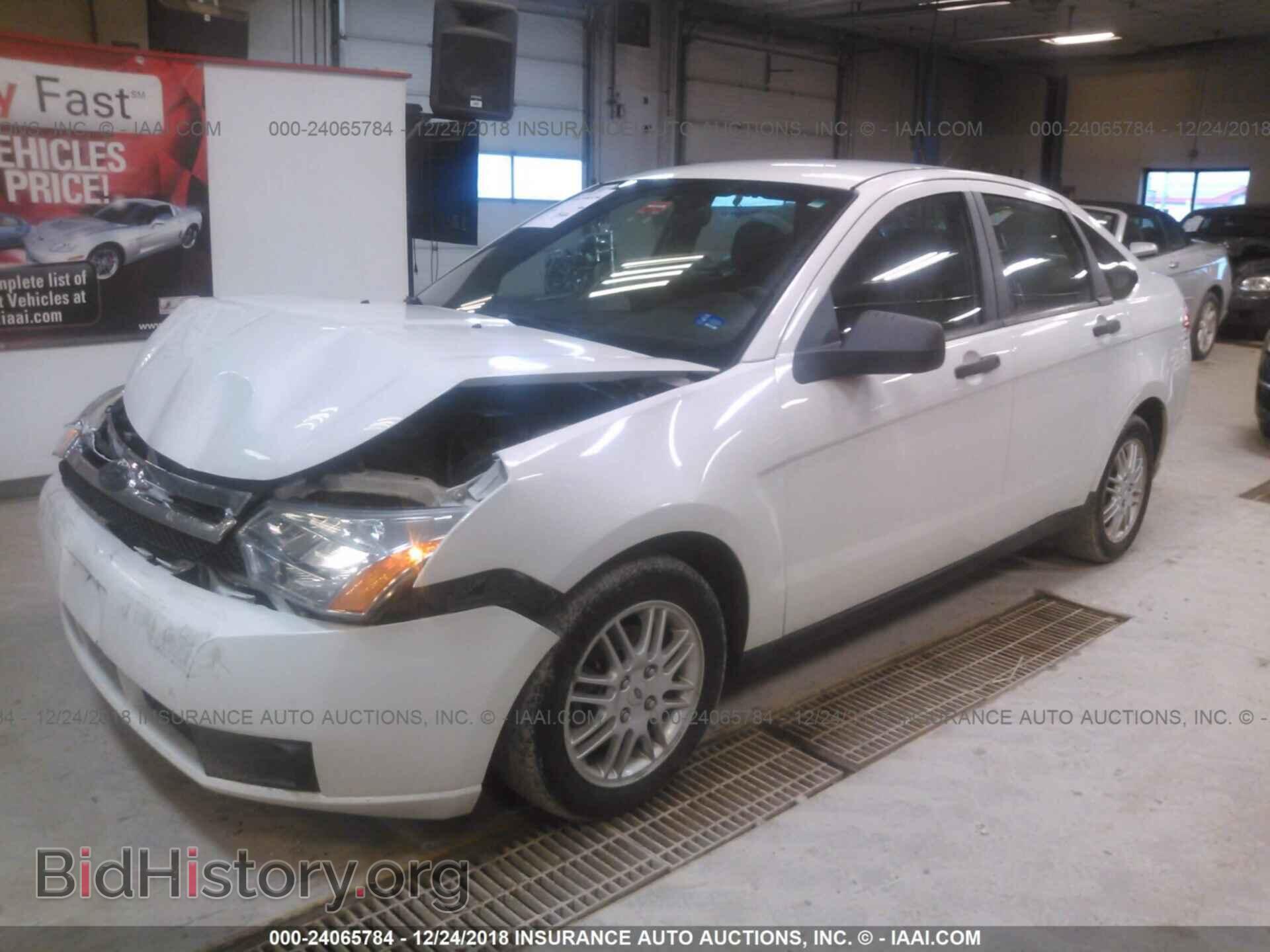 2010 FORD FOCUS - VIN: 1FAHP3FN7AW135564 - Фото 2
