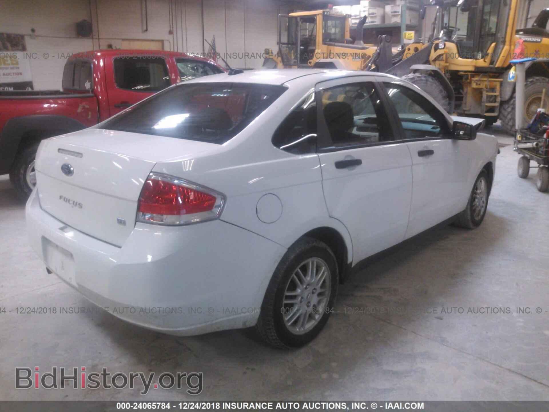 2010 FORD FOCUS - VIN: 1FAHP3FN7AW135564 - Фото 4