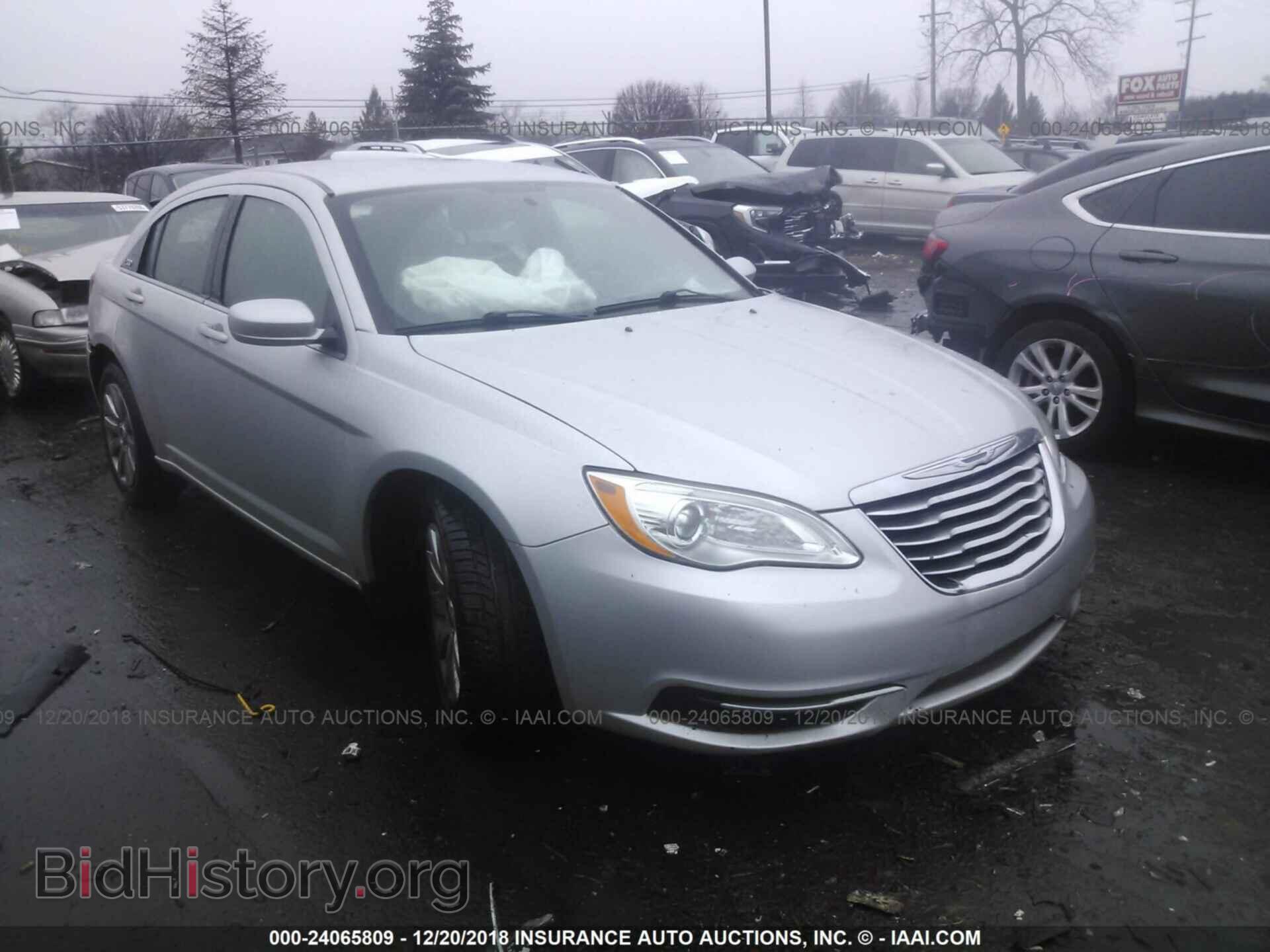 Фотография 1C3CCBBB8CN135740 - CHRYSLER 200 2012