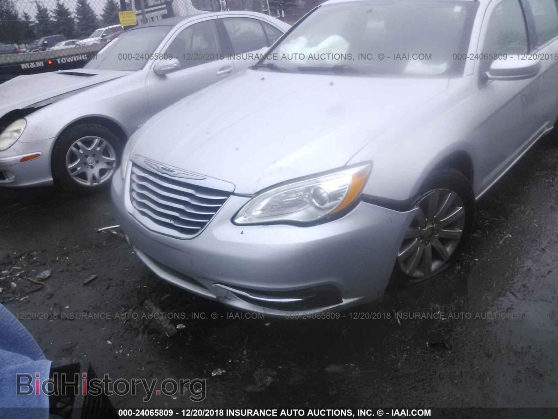 2012 CHRYSLER 200 - VIN: 1C3CCBBB8CN135740 - Фото 6