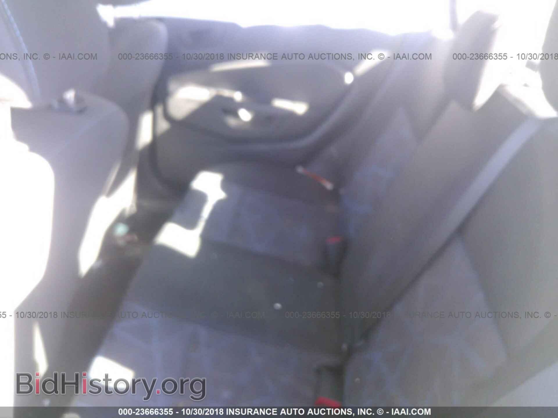 2011 FORD FIESTA - VIN: 3FADP4BJXBM178661 - Фото 8